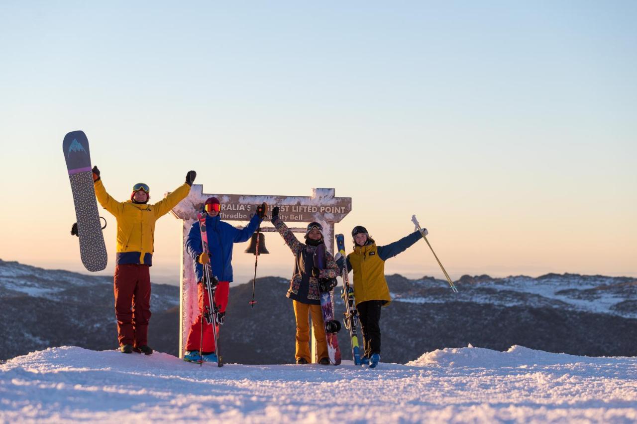 Thredbo Alpine Hotel Exterior photo