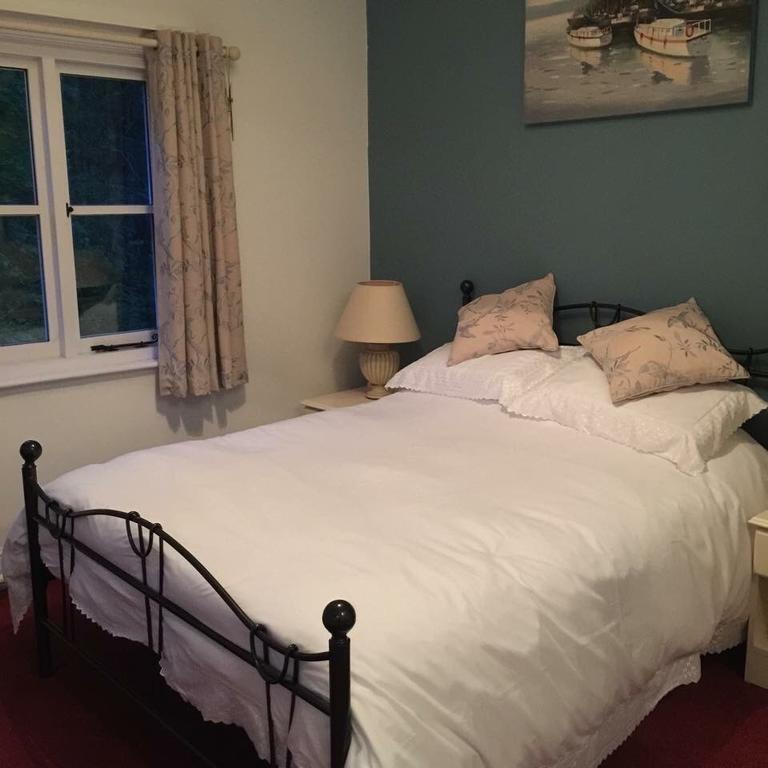 Cottage Inn Lynton Room photo