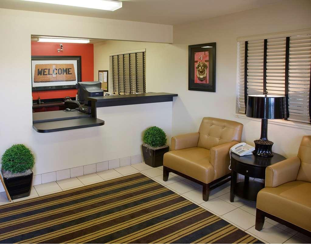 Extended Stay America Select Suites - Roanoke - Airport Interior photo