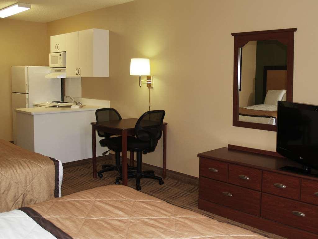 Extended Stay America Suites - Washington Dc Germantown Milestone Room photo