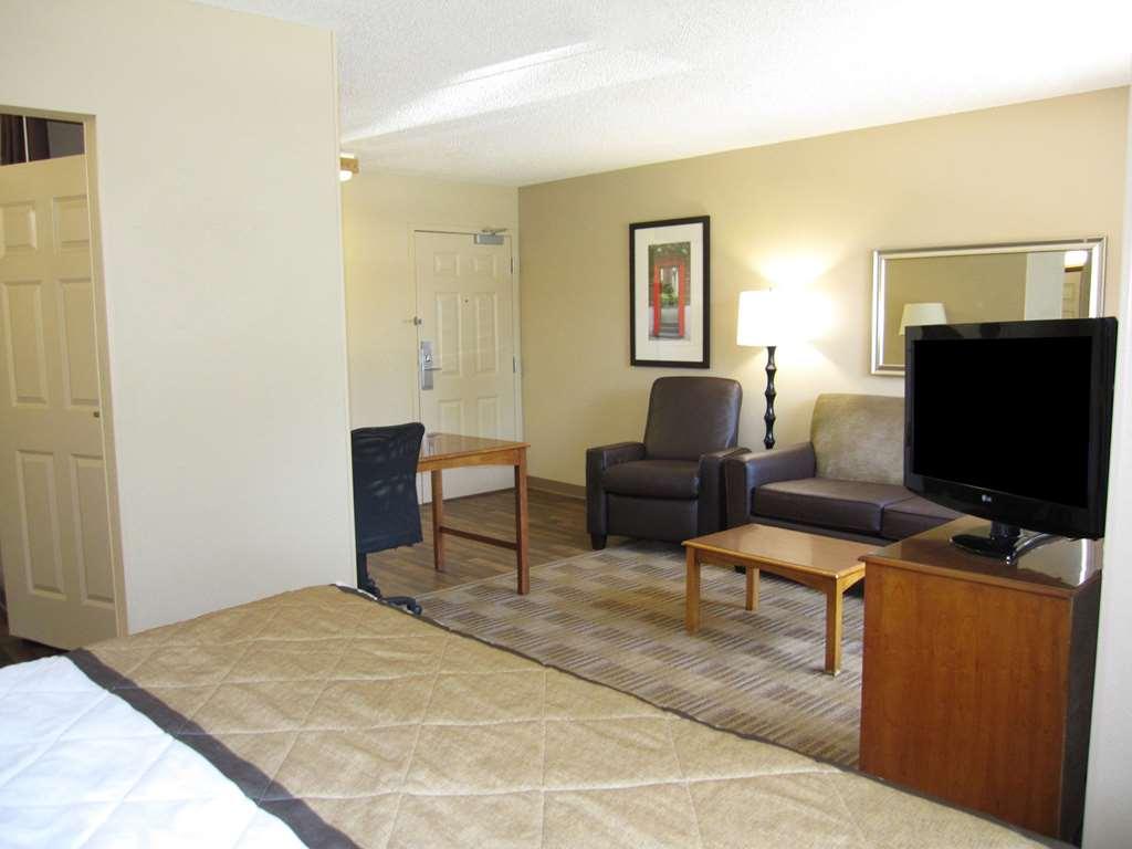 Extended Stay America Suites - Washington, Dc - Gaithersburg - South Room photo