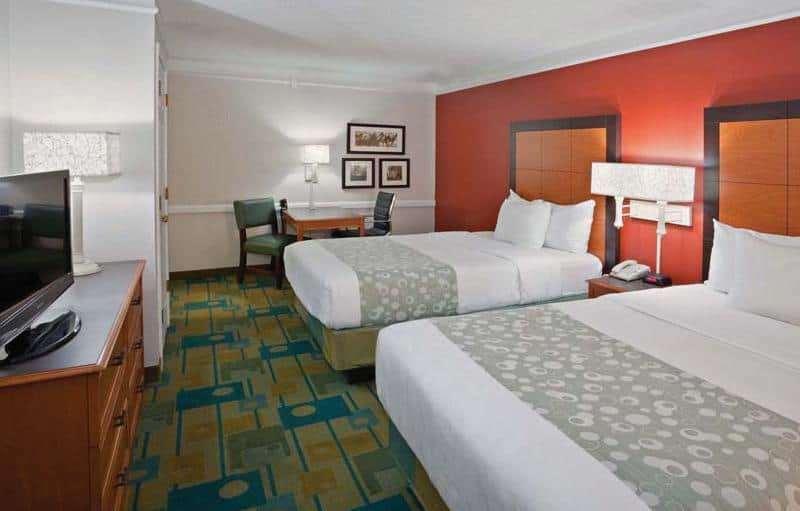 La Quinta Inn By Wyndham Phoenix Sky Harbor Airport Tempe Room photo