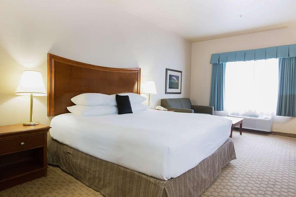 Red Lion Inn & Suites Mcminnville Room photo