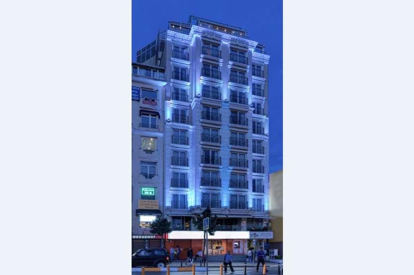 Cvk Taksim Hotel Istanbul Exterior photo