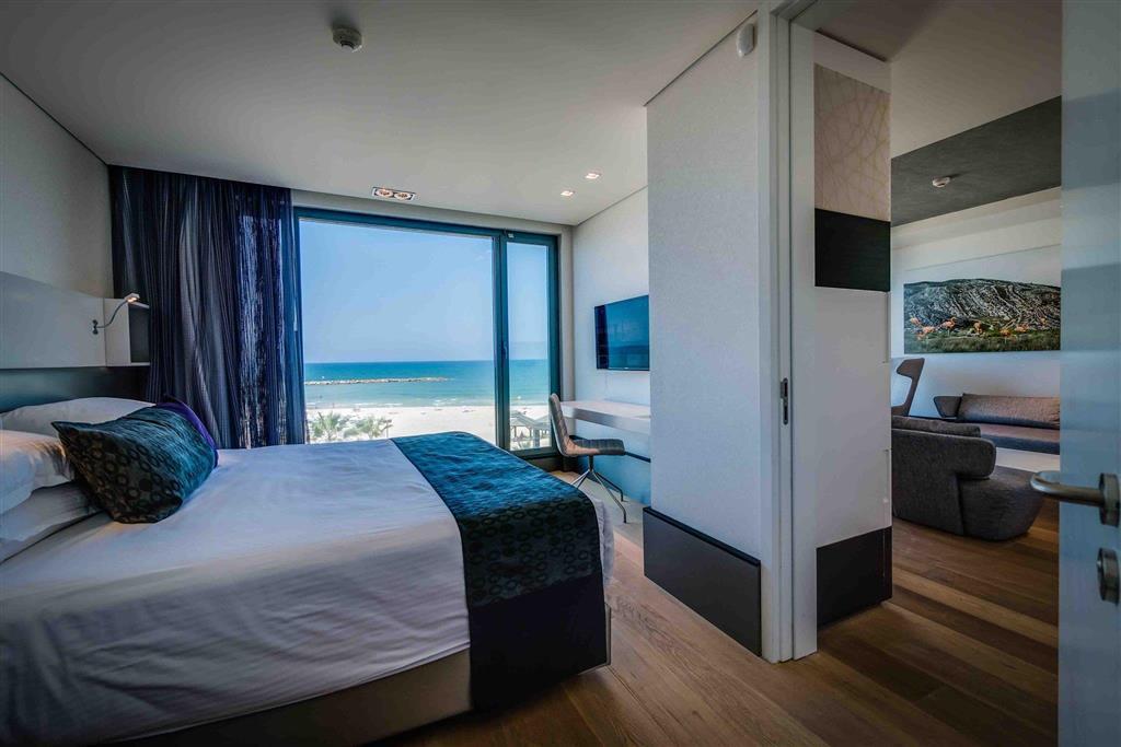 Royal Beach Hotel Tel Aviv By Isrotel Exclusive Room photo