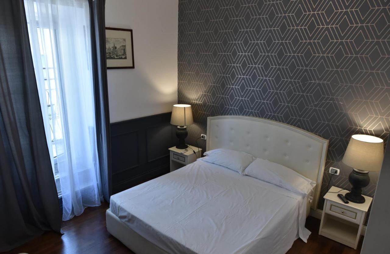 Piccolo Di Piazza Di Spagna Suites Rome Exterior photo