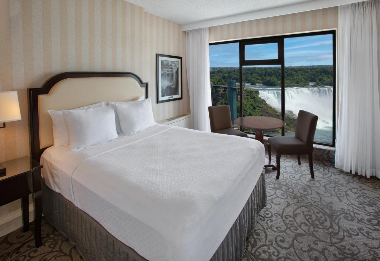 Crowne Plaza Hotel-Niagara Falls/Falls View, An Ihg Hotel Exterior photo