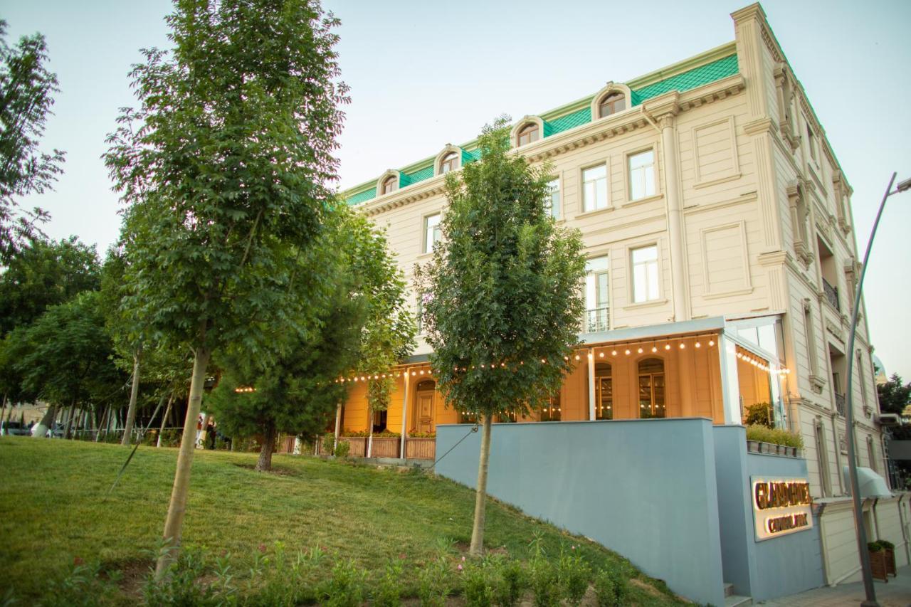 Grand Hotel Baku Central Park Exterior photo