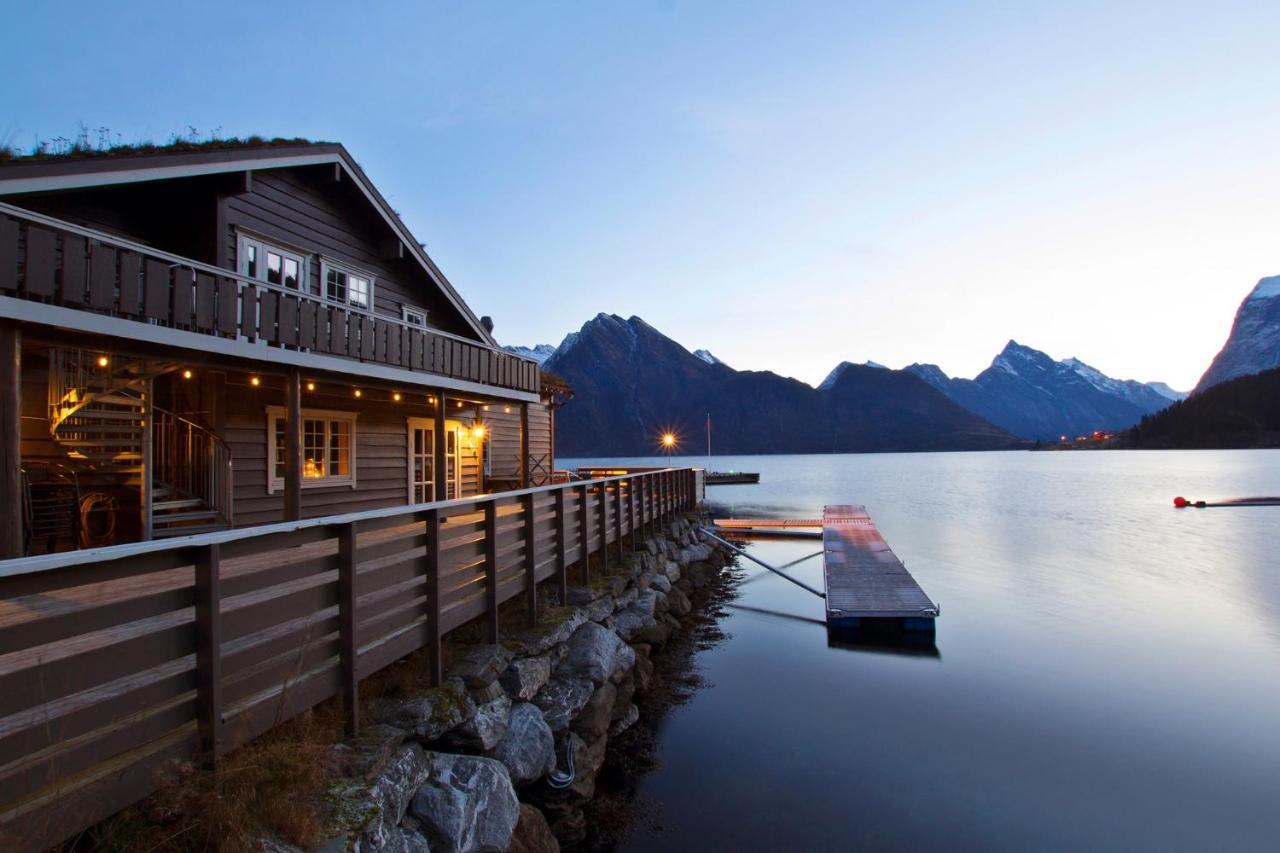 Sagafjord Hotel - By Classic Norway Hotels Saebo  Exterior photo