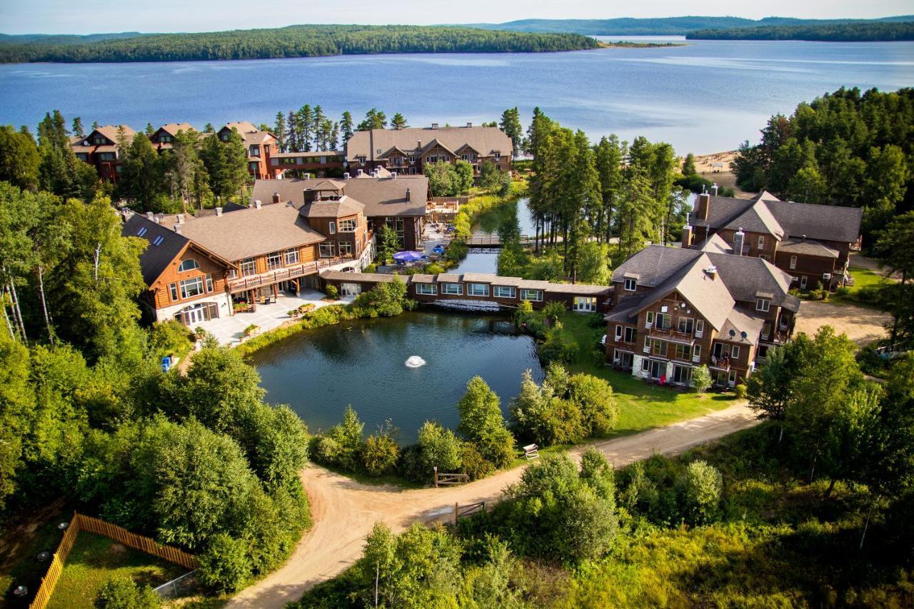 Auberge Du Lac Taureau Saint-Michel des Saints Exterior photo