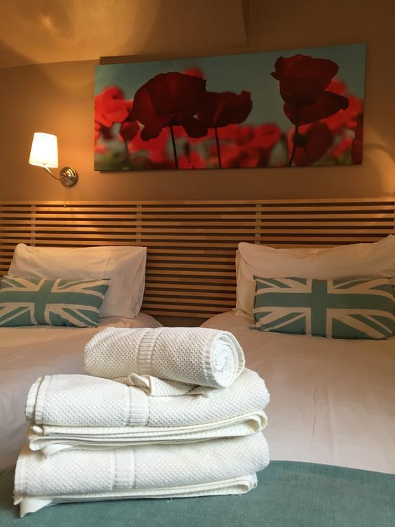 Dockside Hotel London Room photo