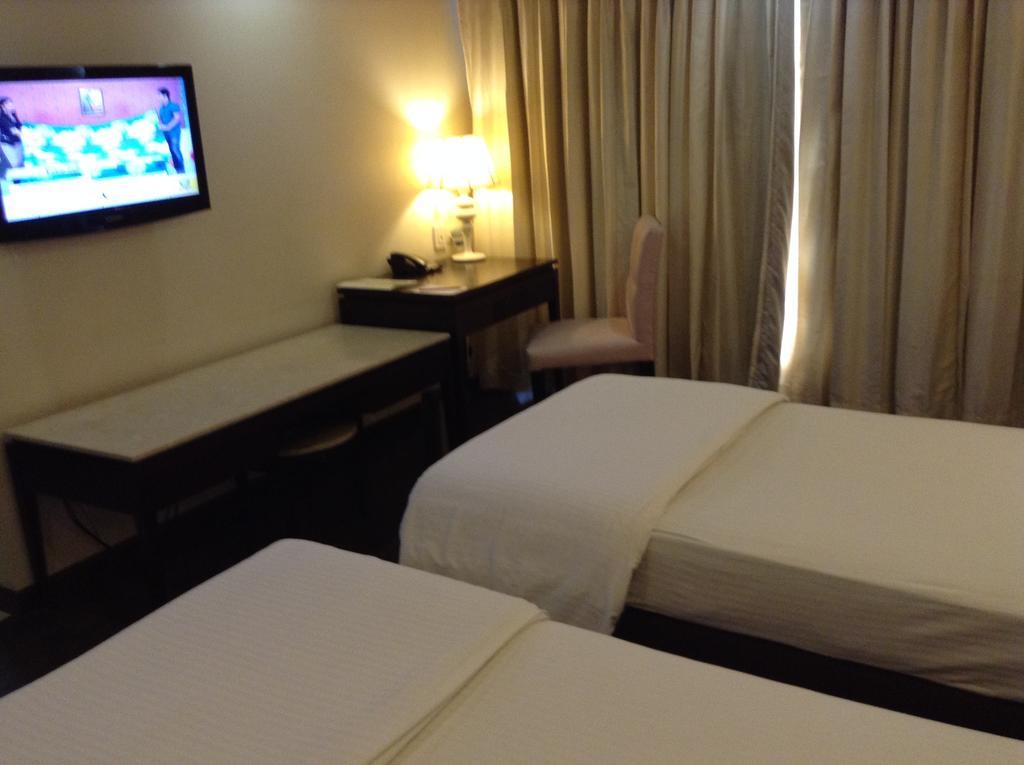 Madhuban Hotel New Delhi Room photo