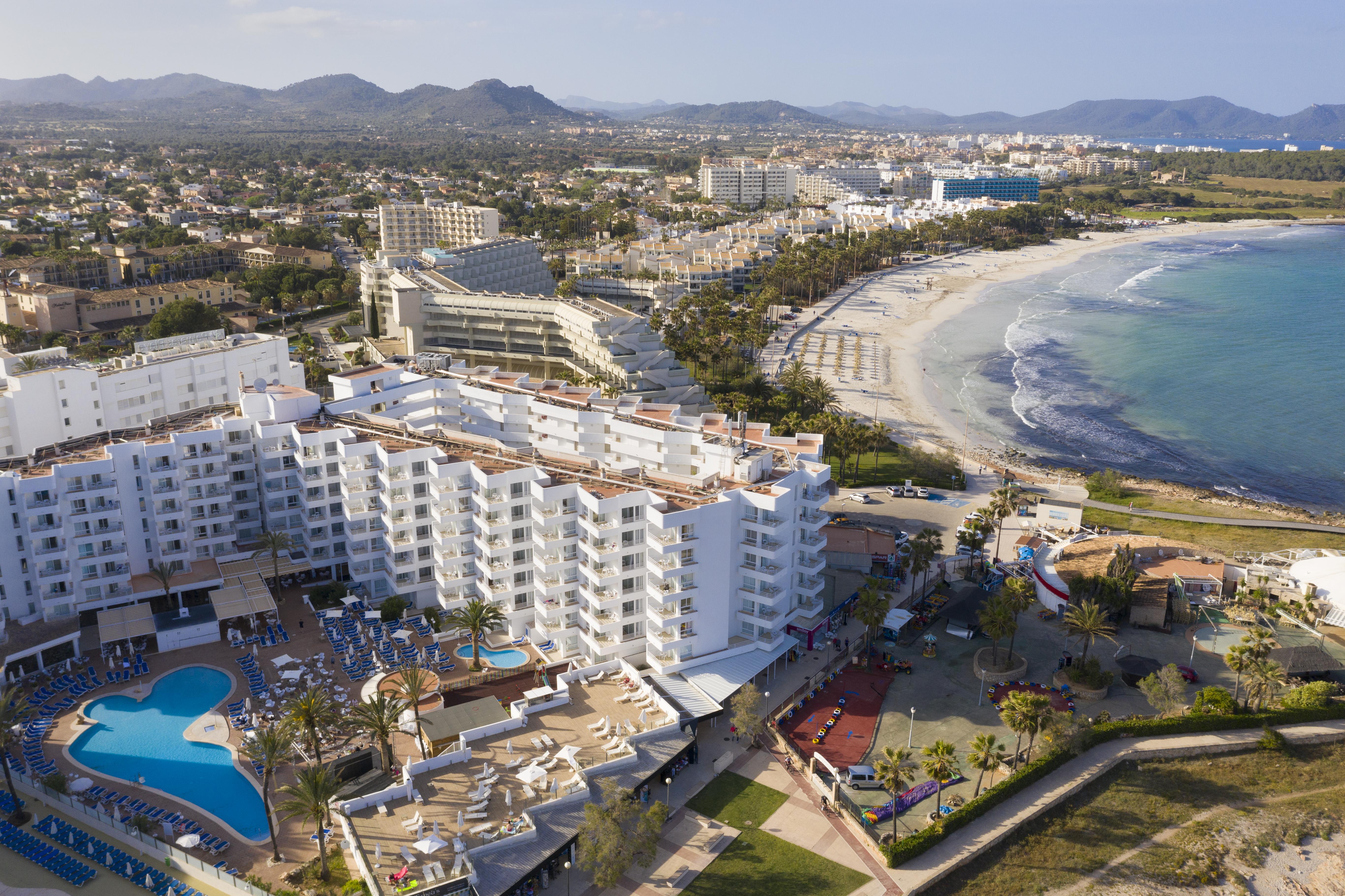 Hotel Palia Sa Coma Playa Exterior photo