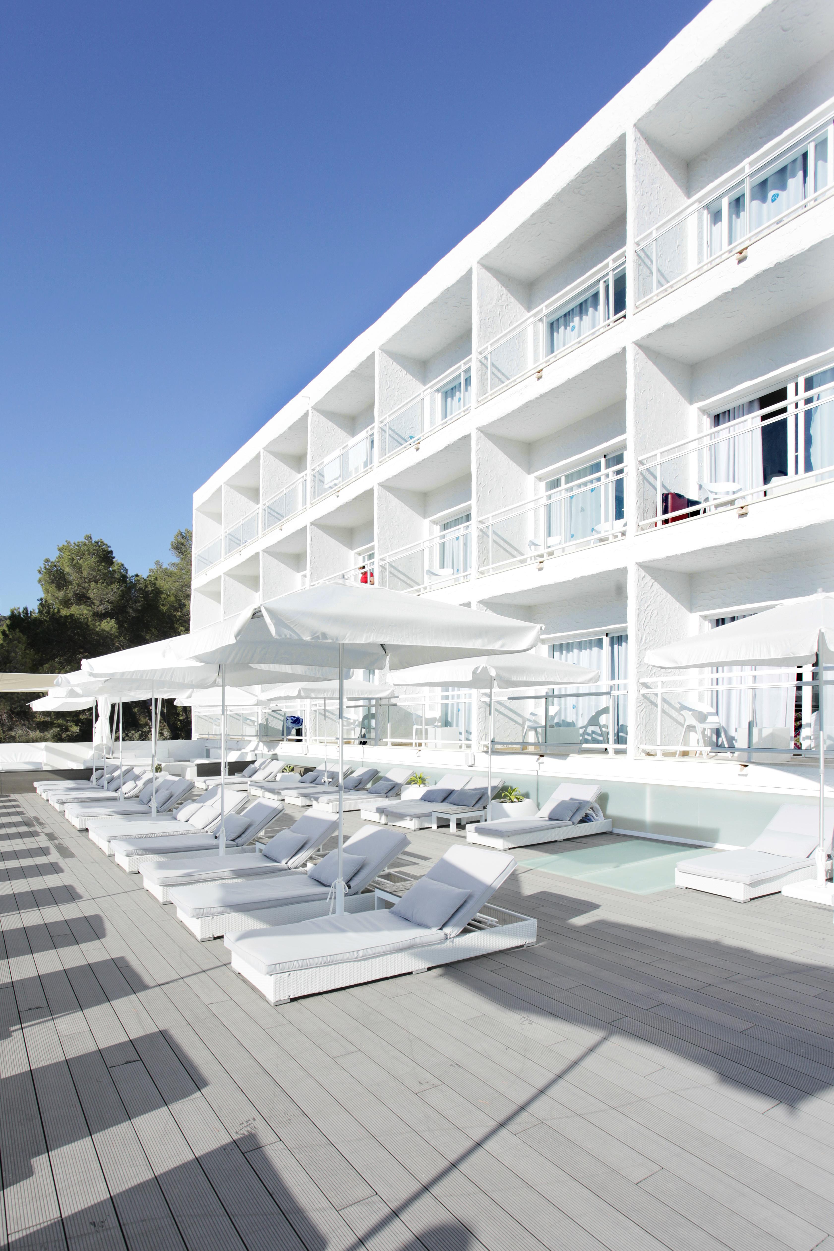 Grupotel Ibiza Beach Resort - Adults Only Portinatx Exterior photo