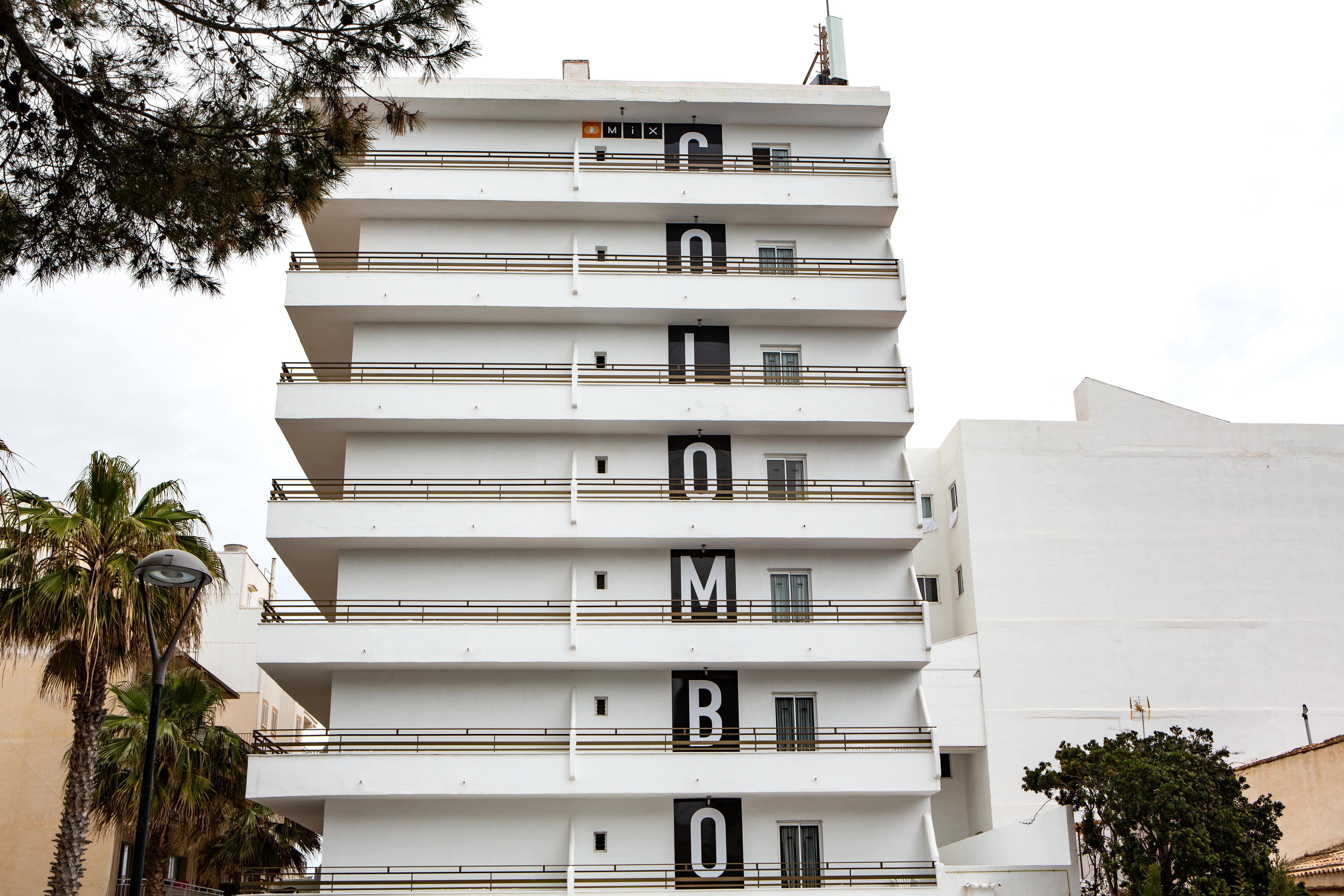 Mix Colombo Hotel S'Illot  Exterior photo