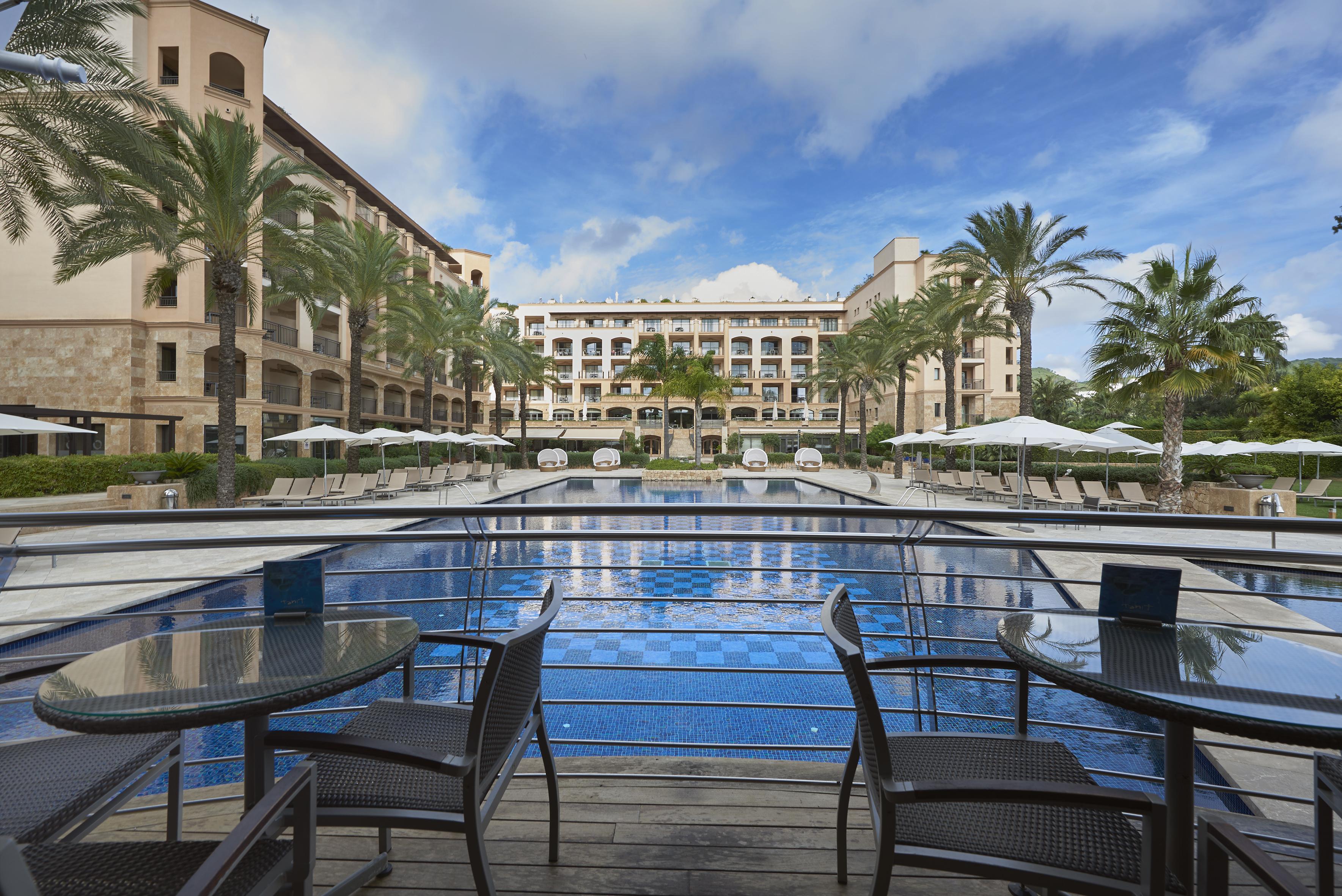 Insotel Fenicia Prestige Suites & Spa Santa Eularia des Riu Exterior photo