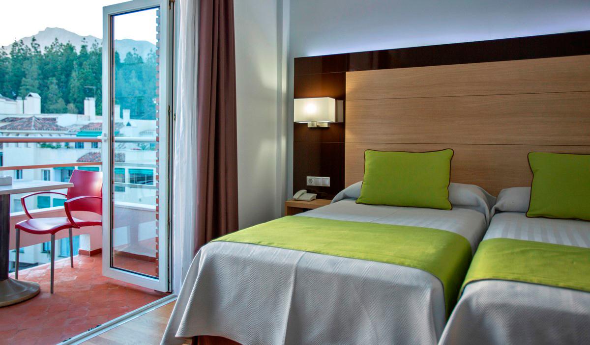 Hotel Baviera Marbella Exterior photo