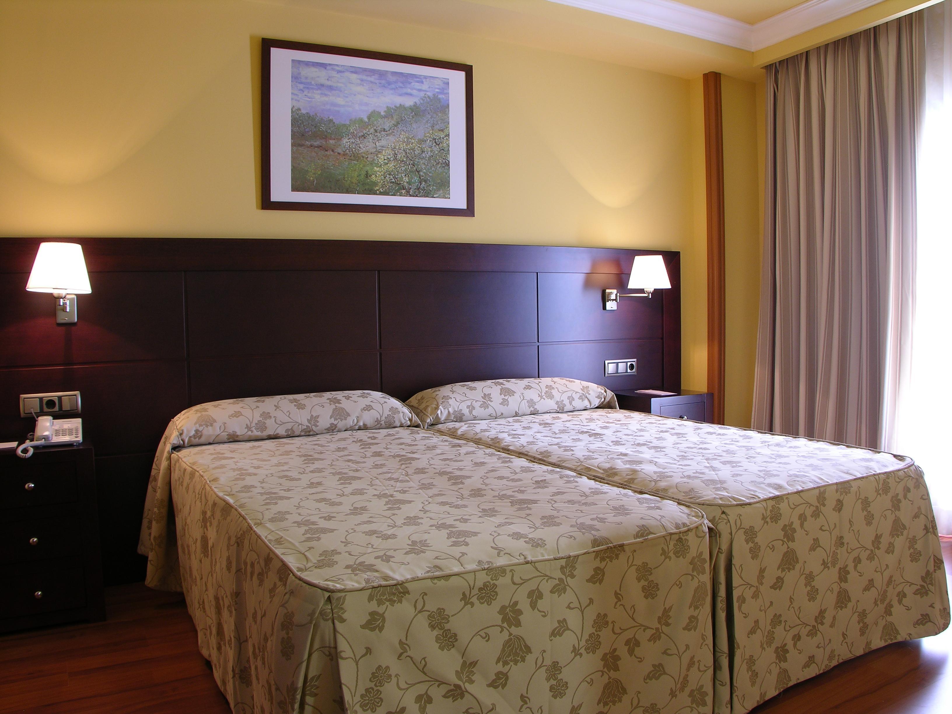 Hotel II Castillas Avila Room photo