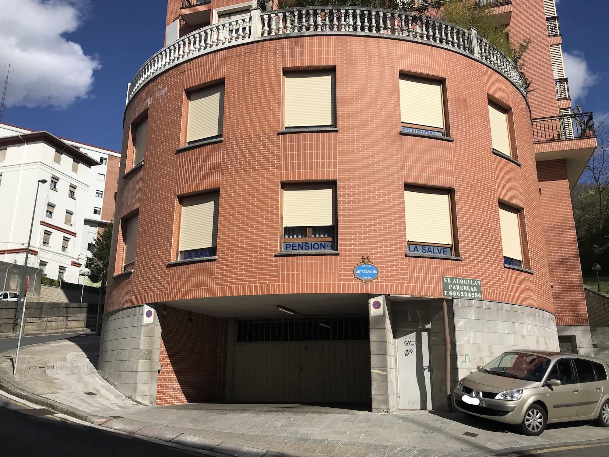 Pension La Salve Bilbao Exterior photo