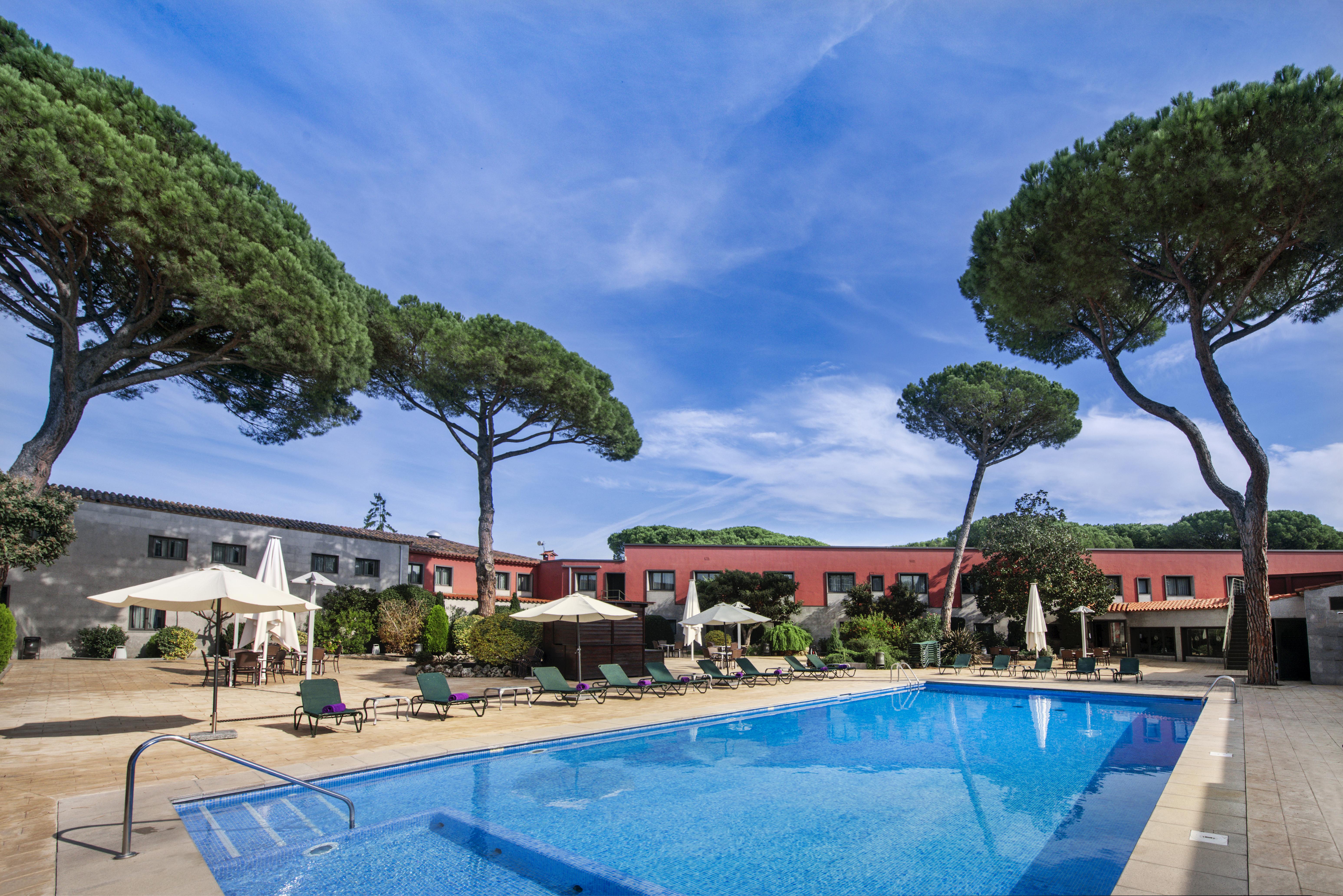 Salles Hotel Aeroport De Girona Riudellots de la Selva Exterior photo