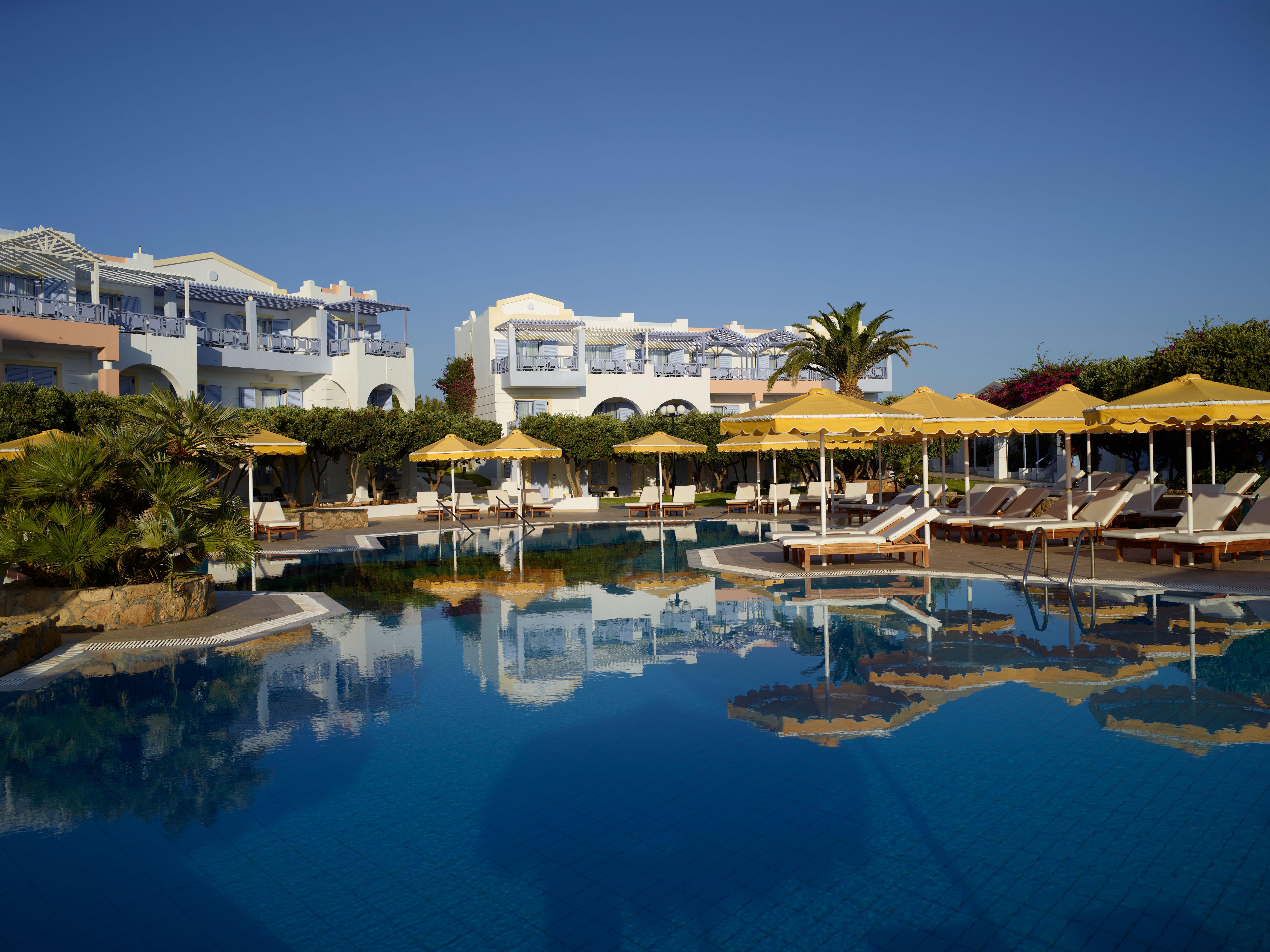 Serita Beach Hotel Hersonissos  Exterior photo