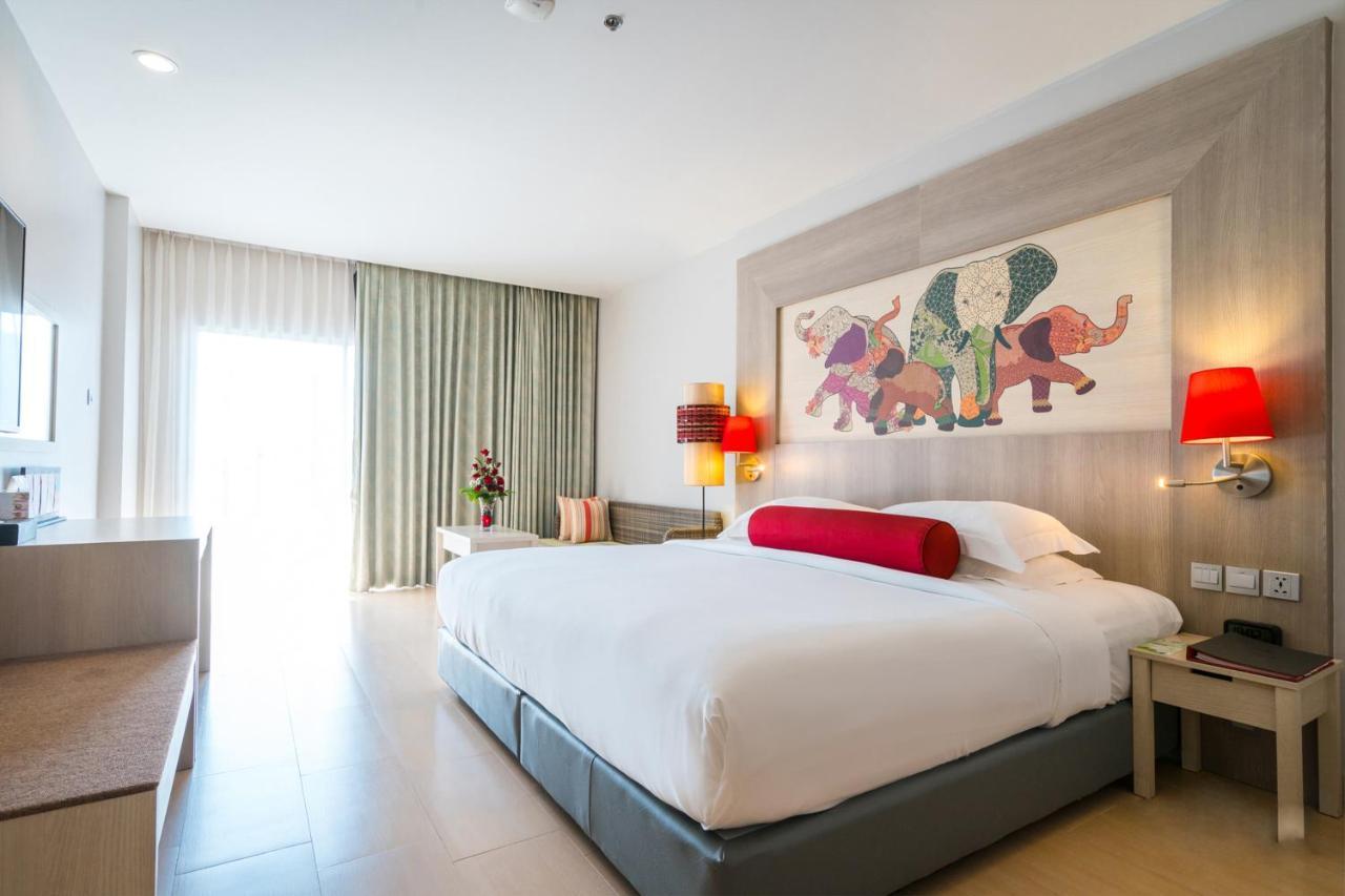 Ramada By Wyndham Phuket Deevana Patong - Sha Extra Plus Exterior photo