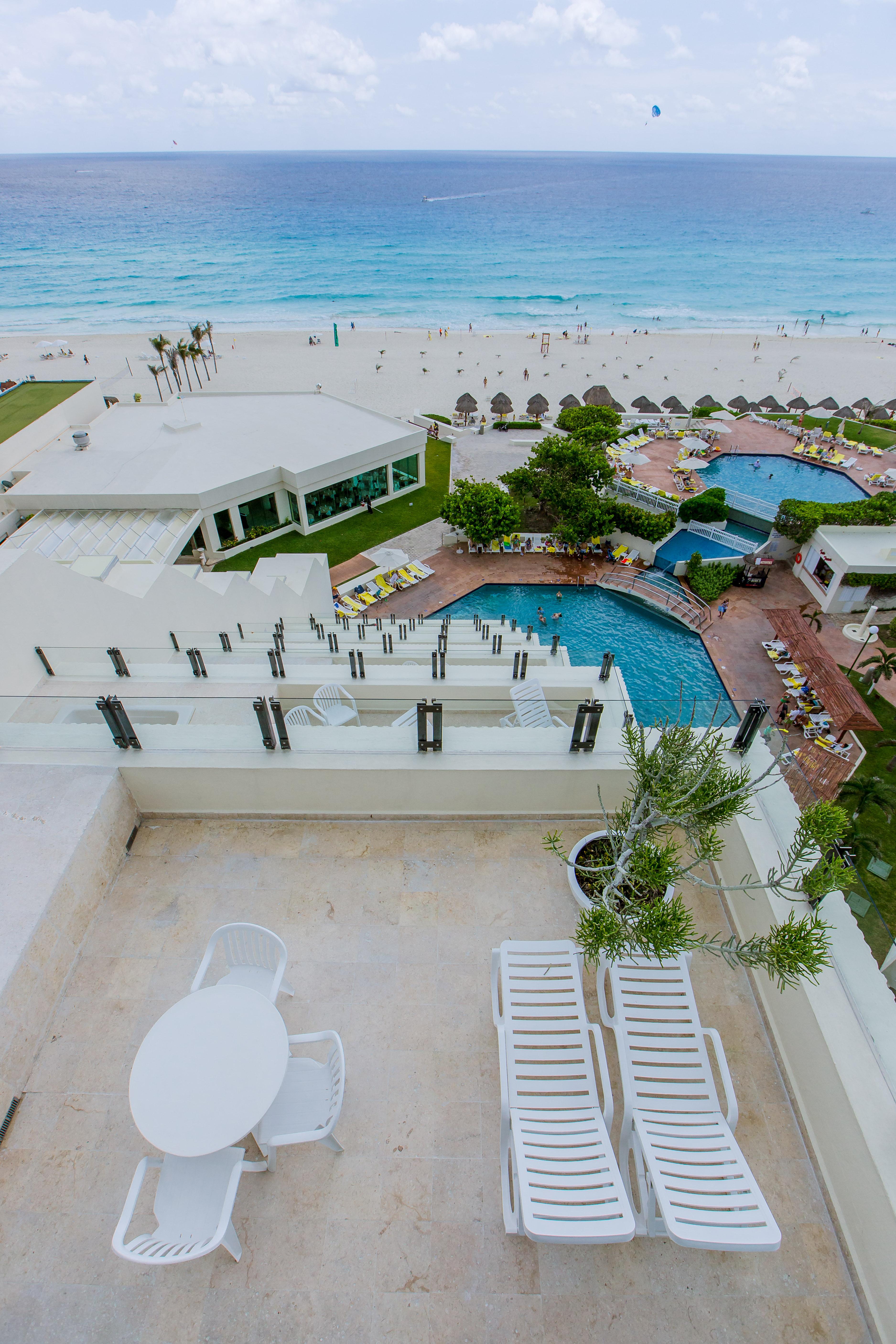 Park Royal Beach Cancun Exterior photo