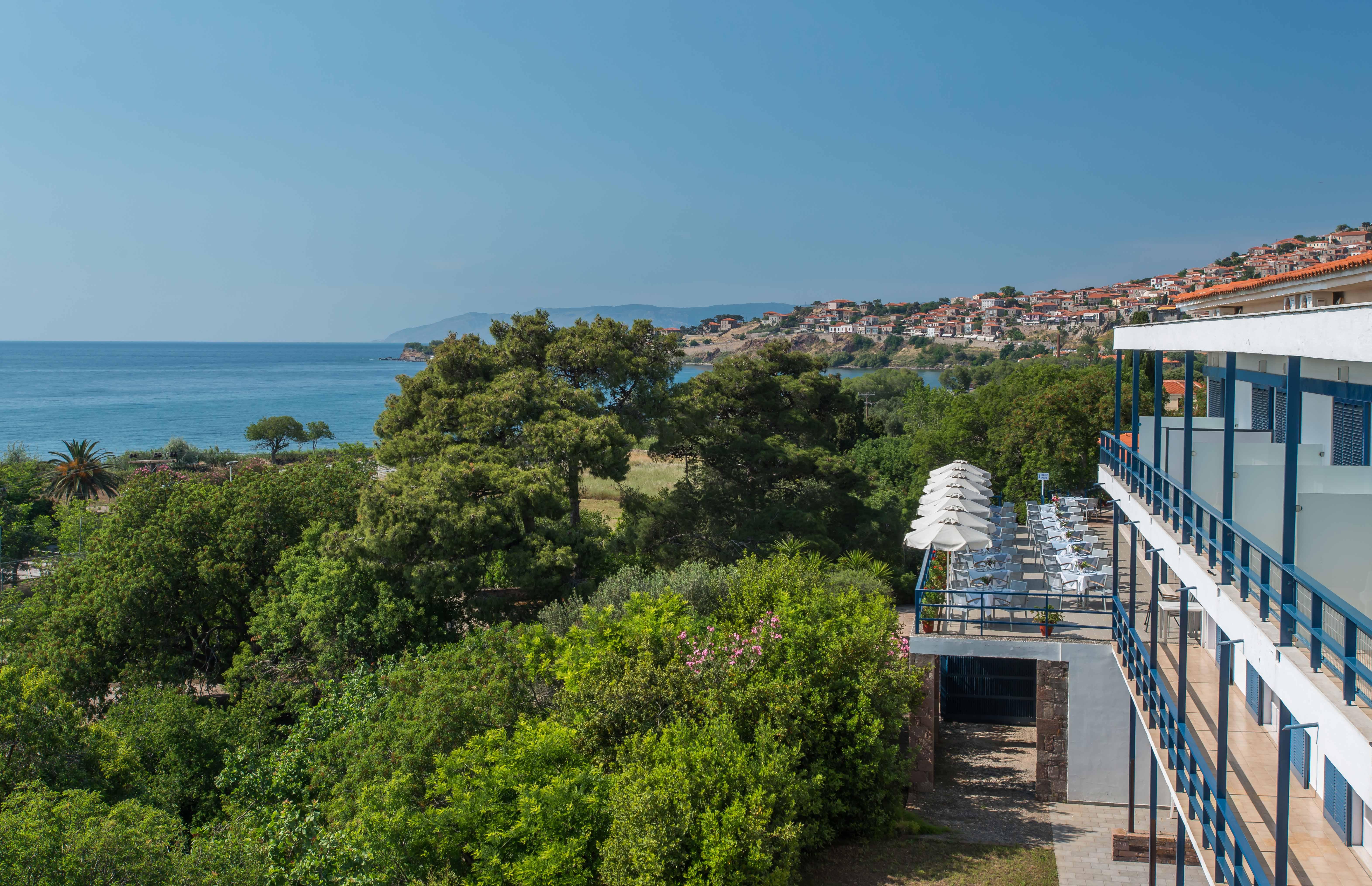 Delfinia Hotel & Bungalows Mithymna Exterior photo