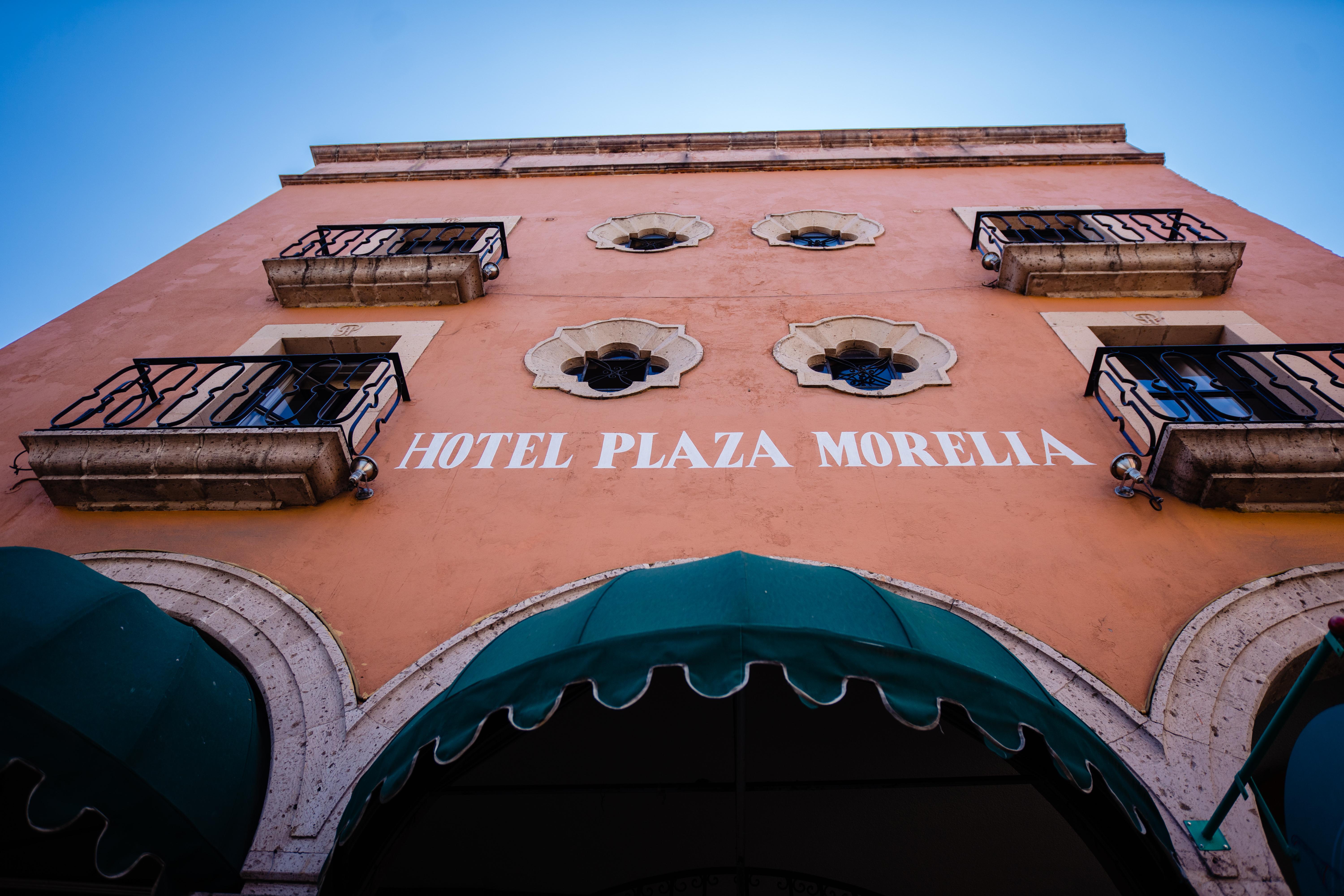 Hotel Plaza Morelia Exterior photo