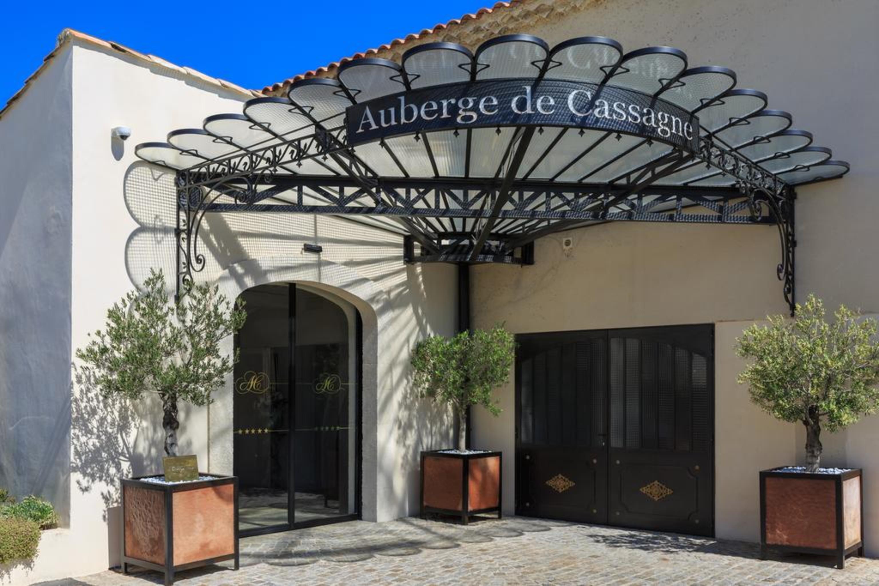 Auberge De Cassagne & Spa Le Pontet  Exterior photo