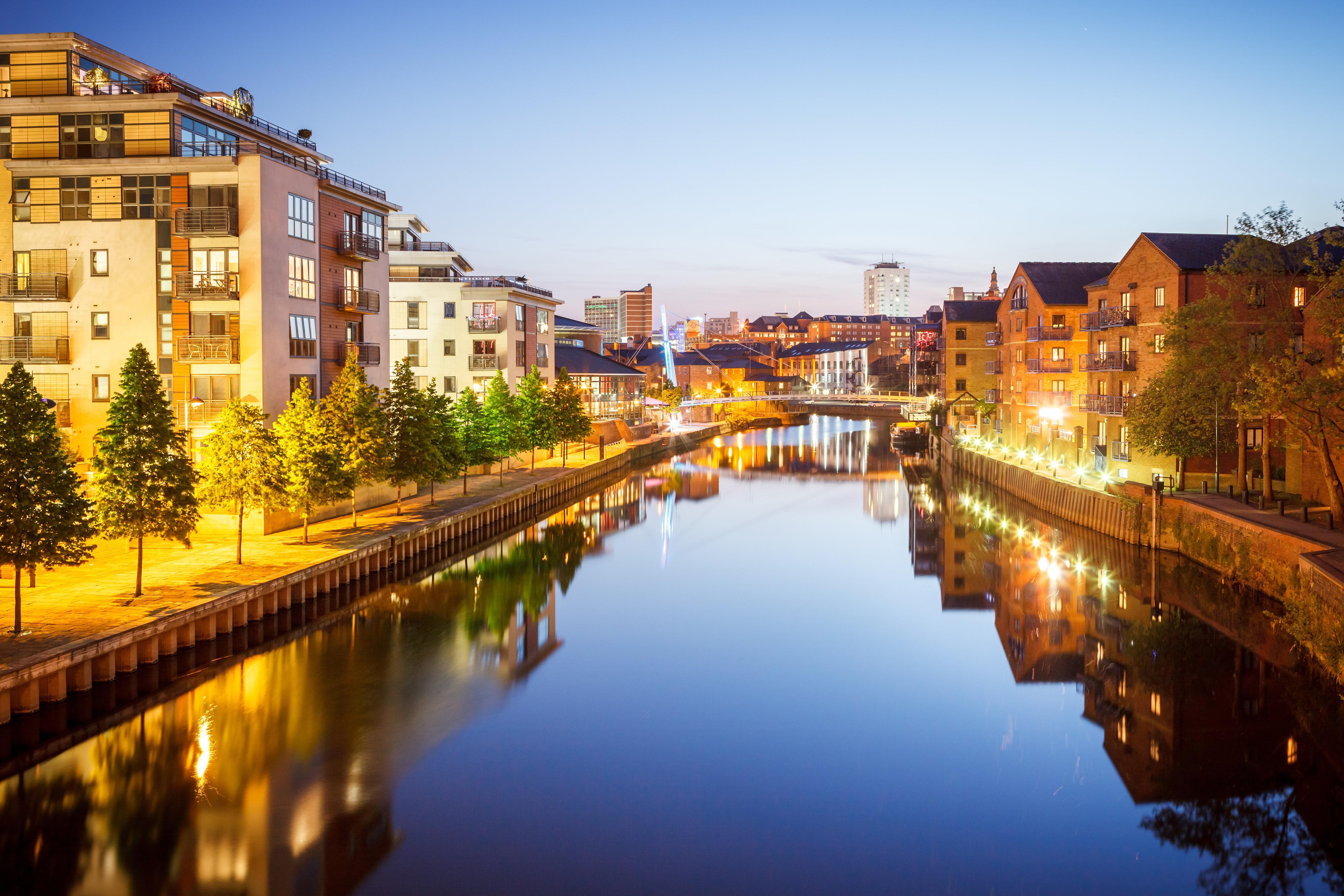 Holiday Inn Express Leeds-East, An Ihg Hotel Leeds  Exterior photo