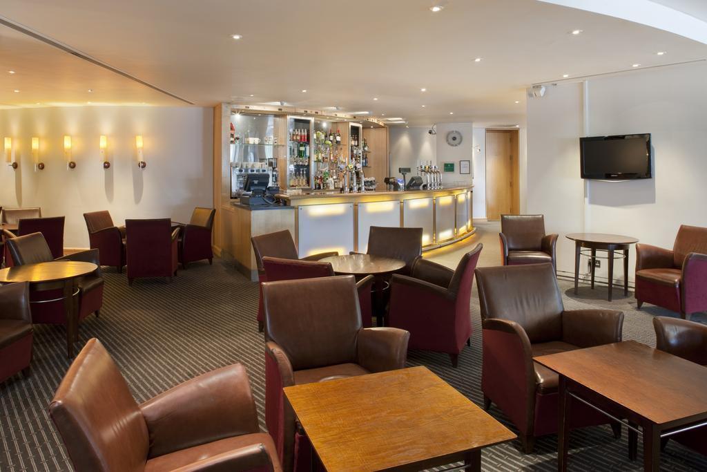 Best Western London Heathrow Ariel Hotel Hillingdon Exterior photo