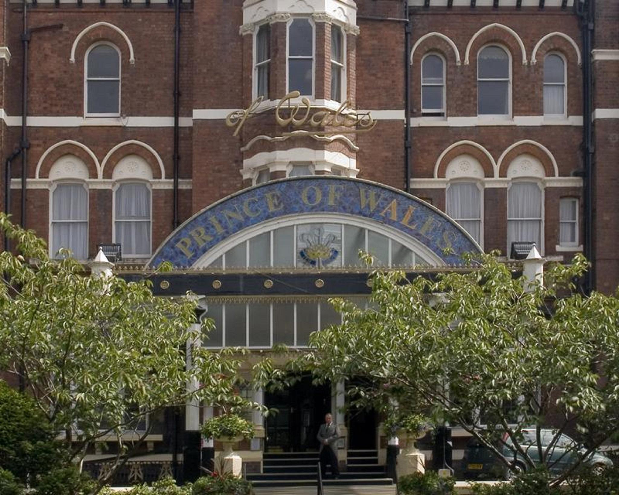 Prince Of Wales Hotel Southport Exterior photo