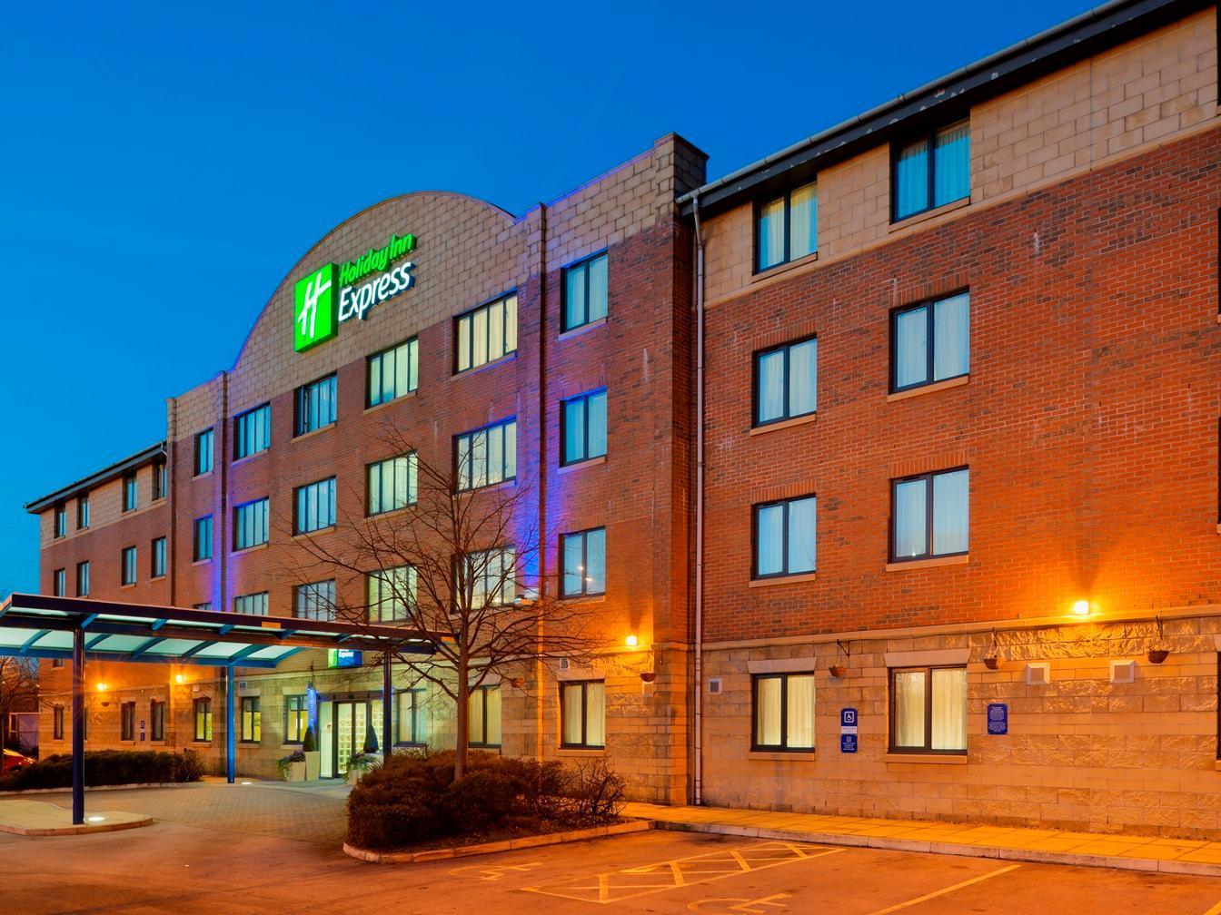 Knowsley Inn & Lounge Formally Holiday Inn Express Exterior photo