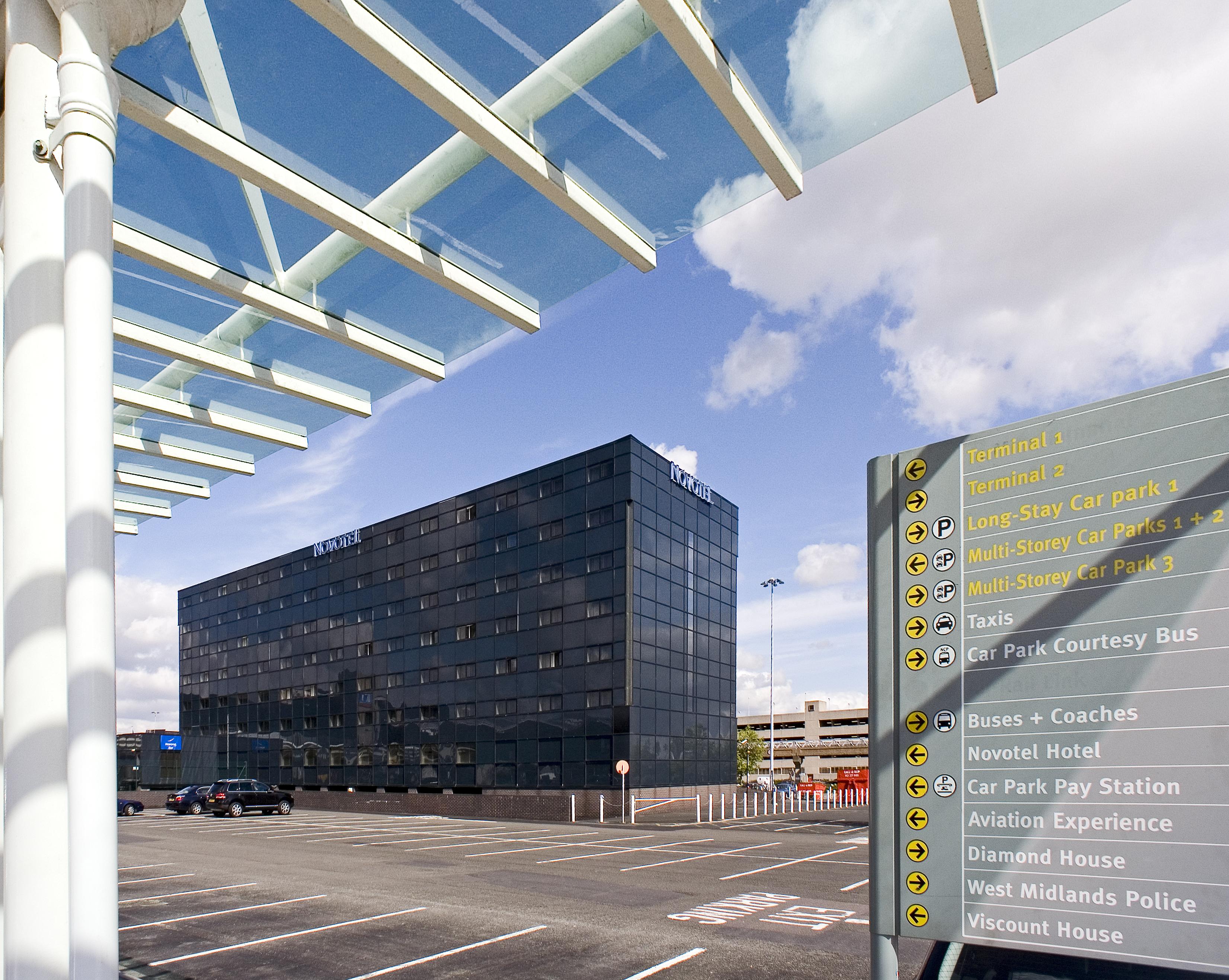 Novotel Birmingham Airport Bickenhill Exterior photo