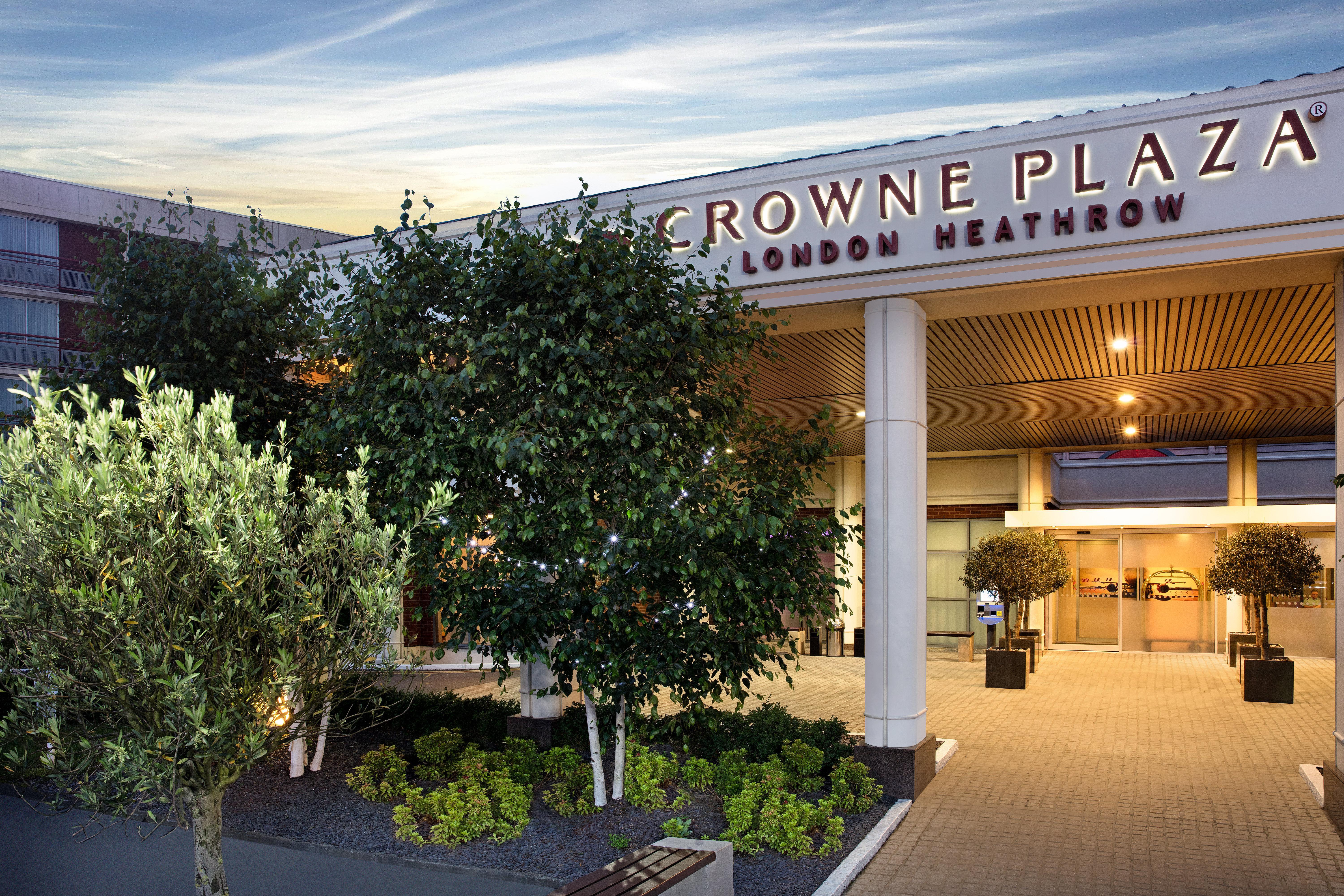 Crowne Plaza Heathrow, An Ihg Hotel West Drayton  Exterior photo