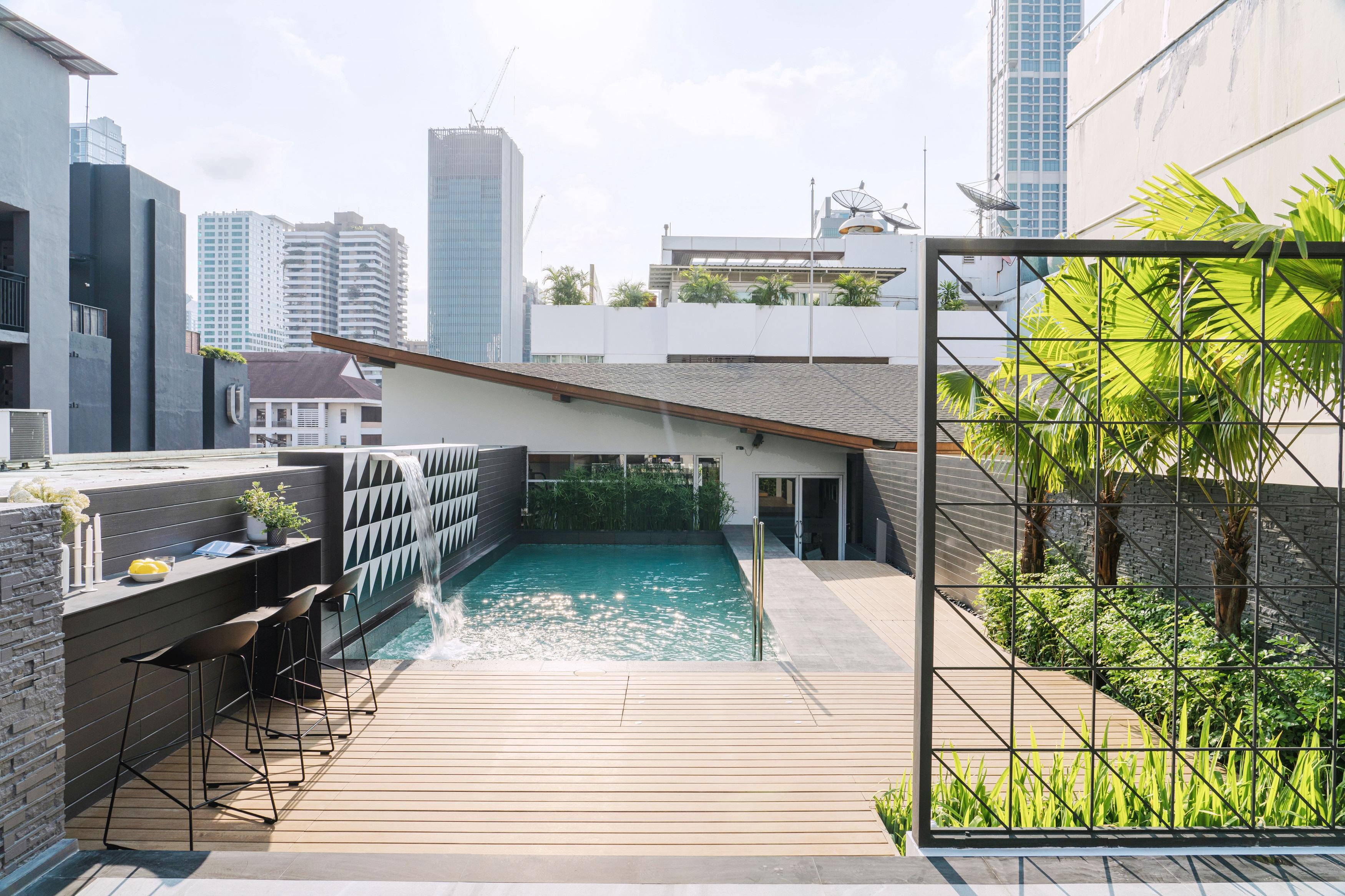 Citichic Sukhumvit 13 By Compass Hospitality Hotel Bangkok Exterior photo