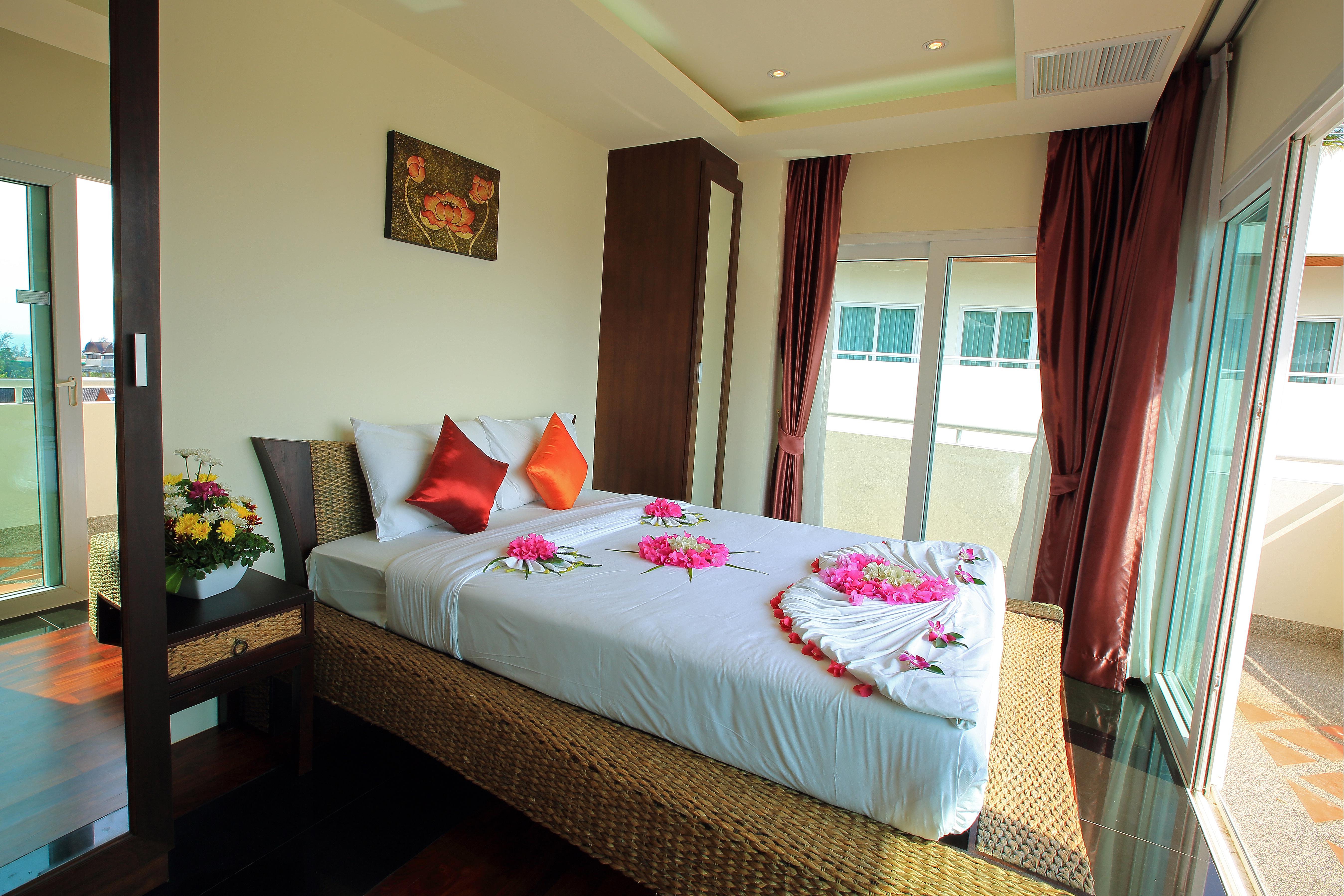 Phunawa Resort Phuket Karon Beach - Sha Plus Exterior photo