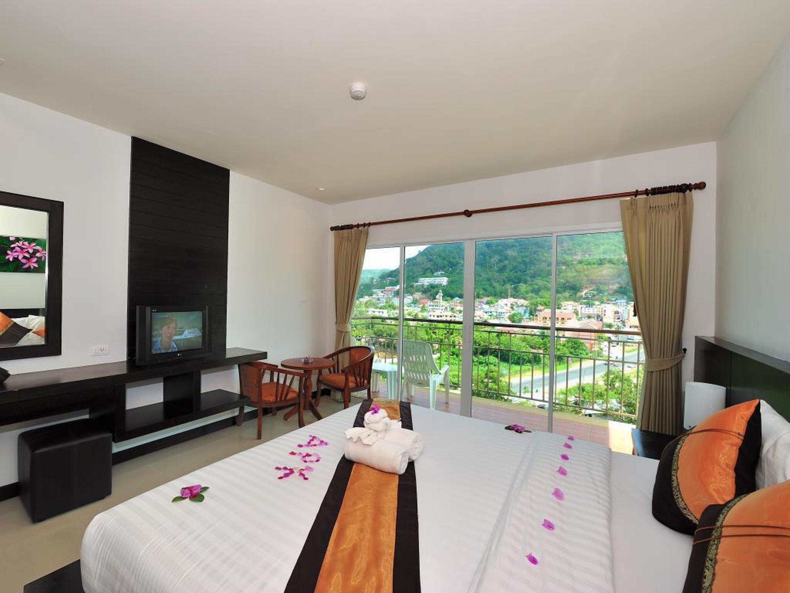 Apk Resort Patong Exterior photo