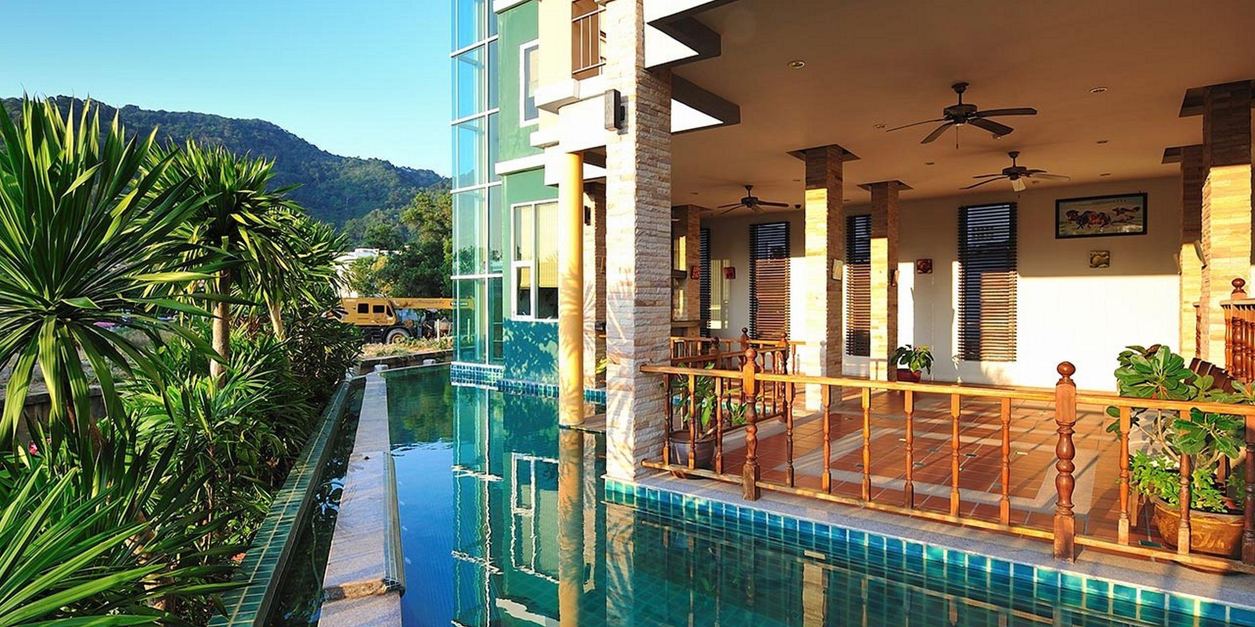 Apk Resort Patong Exterior photo