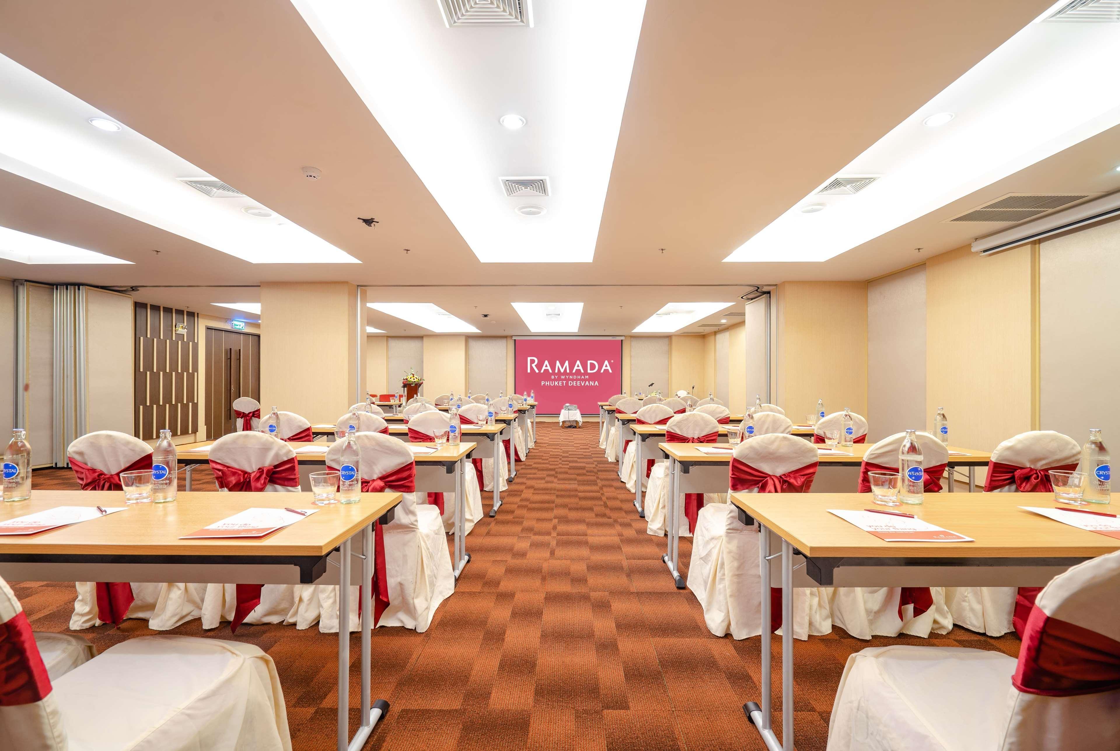 Ramada By Wyndham Phuket Deevana Patong - Sha Extra Plus Exterior photo