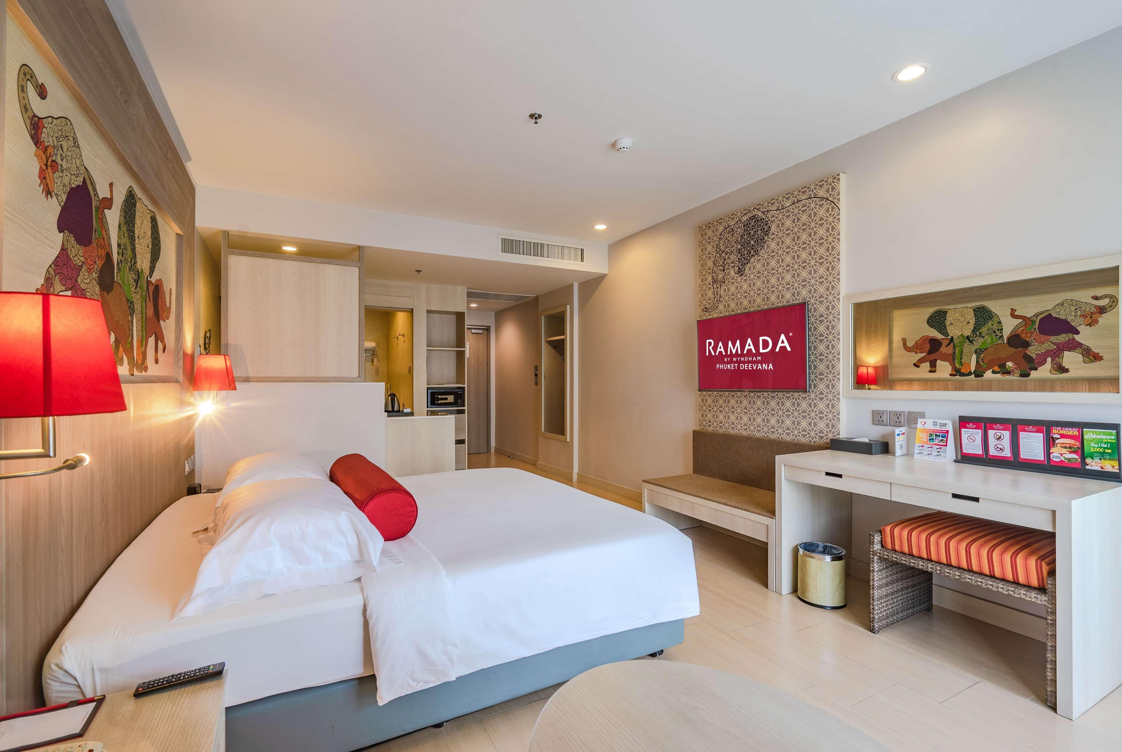 Ramada By Wyndham Phuket Deevana Patong - Sha Extra Plus Exterior photo