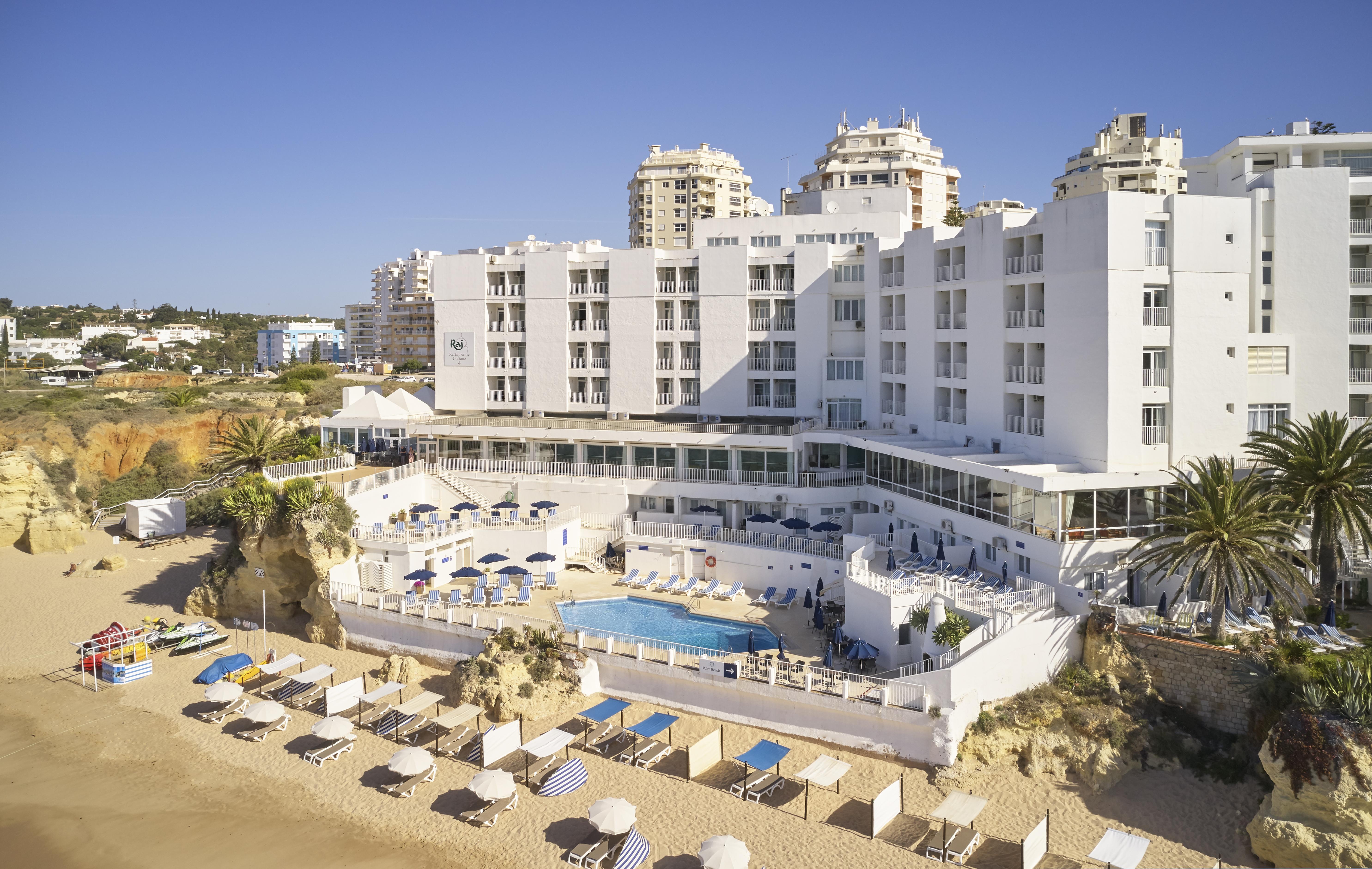 Holiday Inn Algarve - Armacao De Pera, An Ihg Hotel Exterior photo