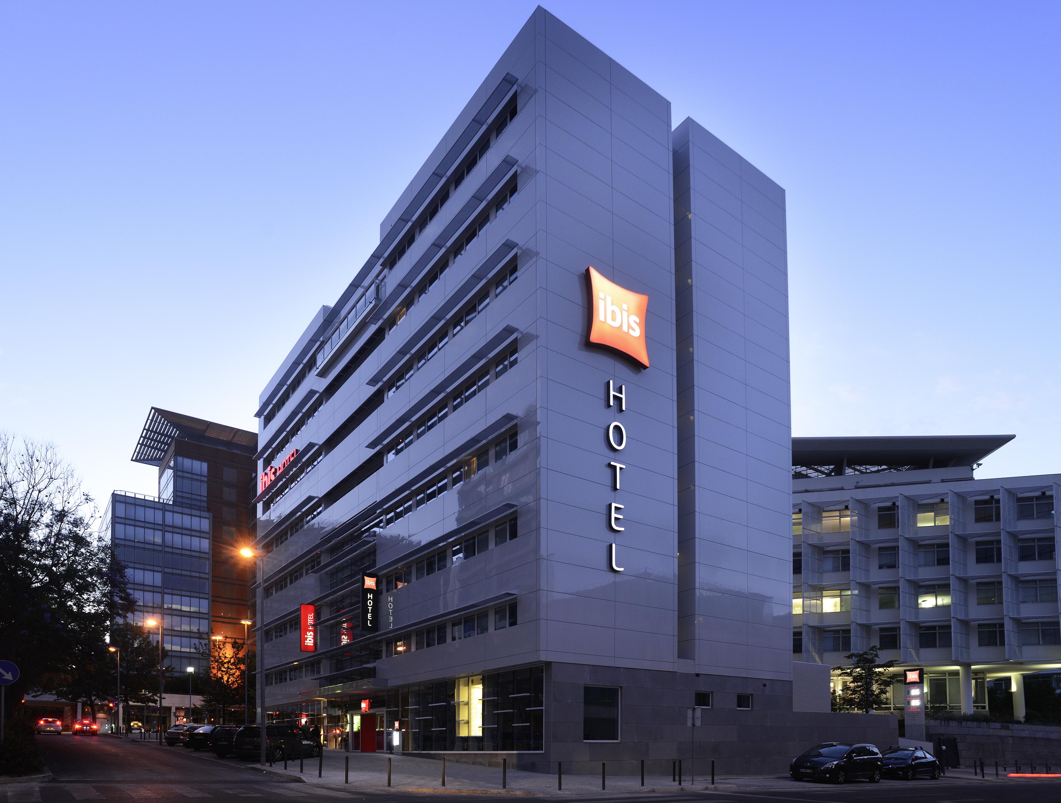 Hotel Ibis Lisboa Parque Das Nacoes Exterior photo