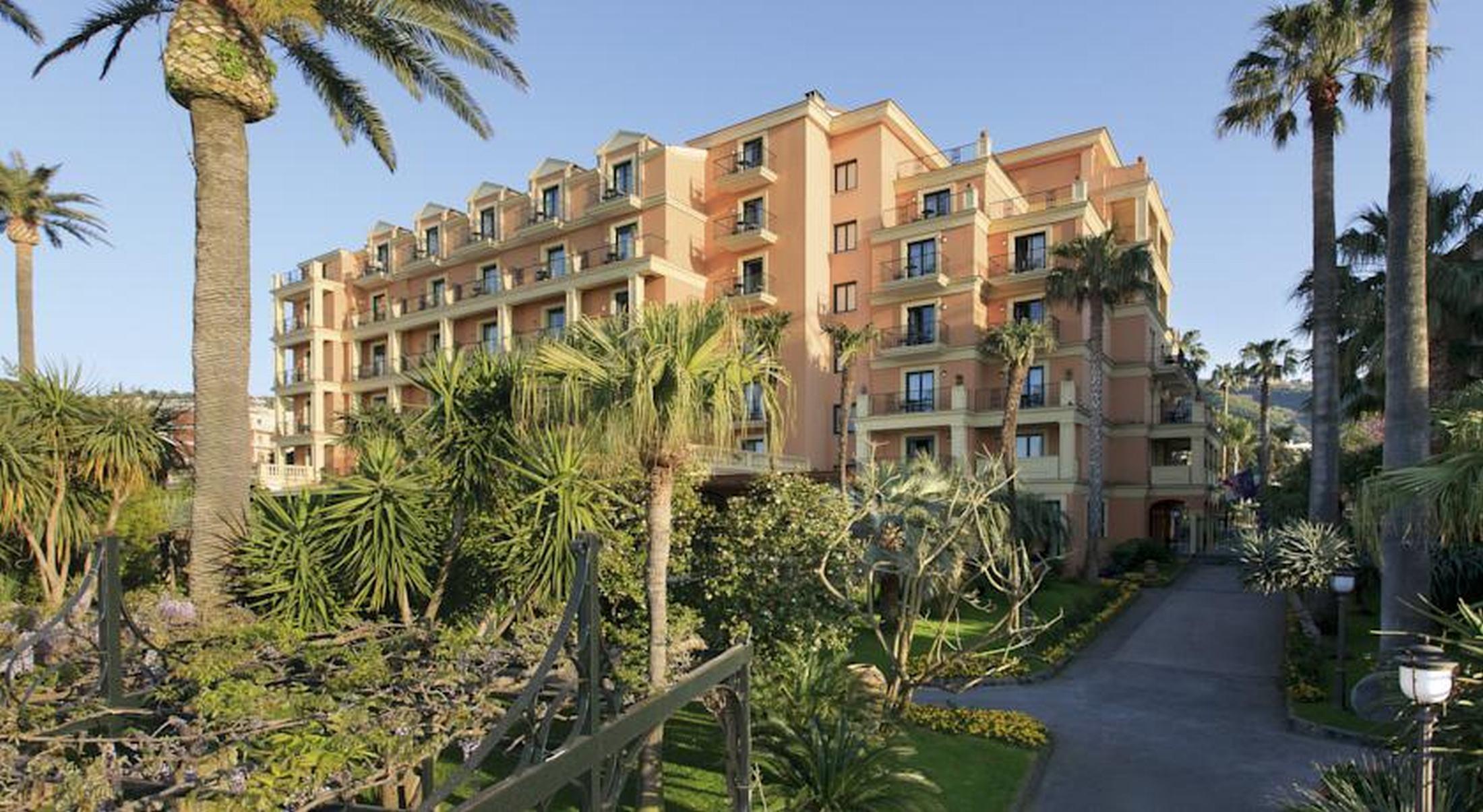 Grand Hotel Royal Sorrento Exterior photo