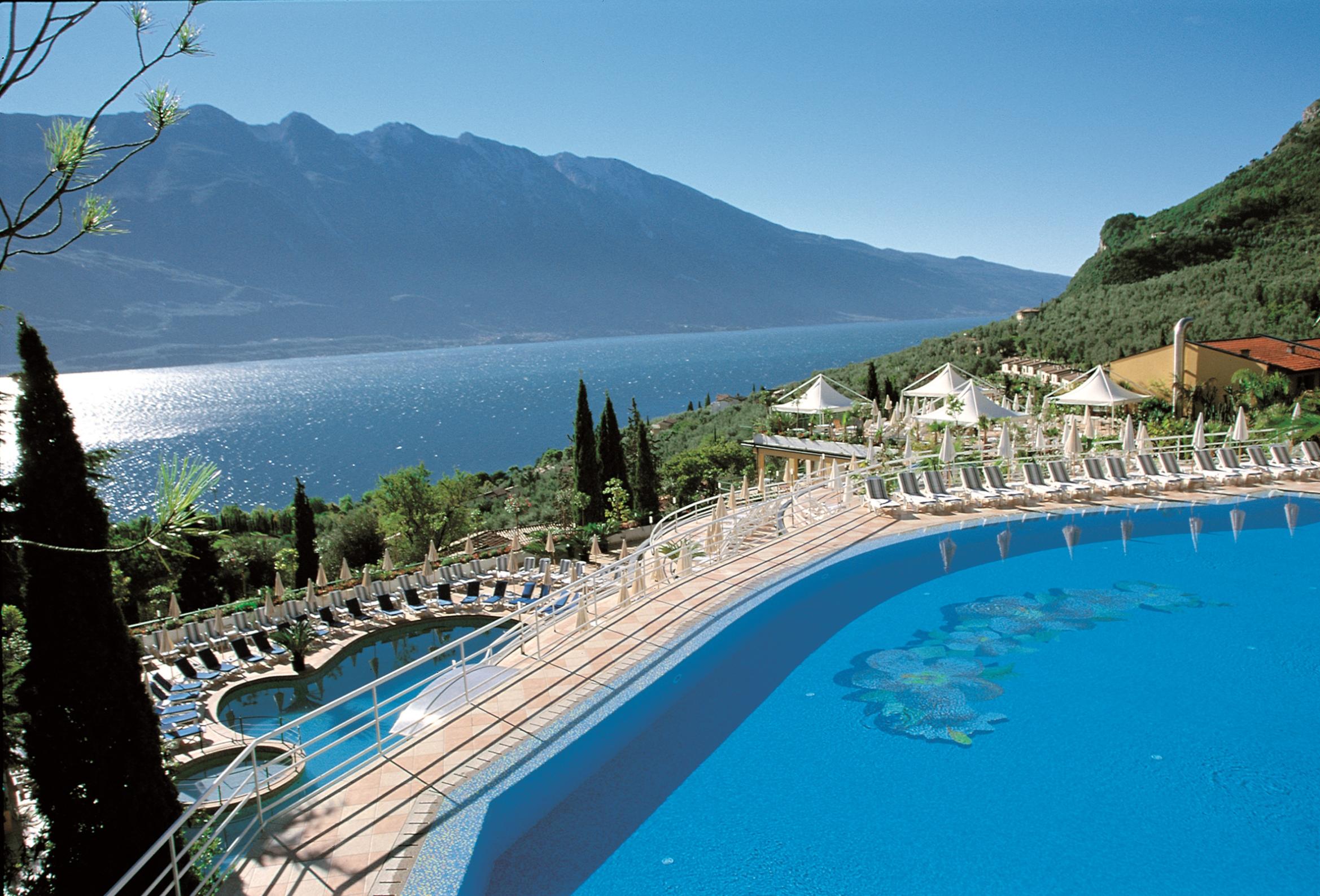 Hotel San Pietro Limone sul Garda Exterior photo