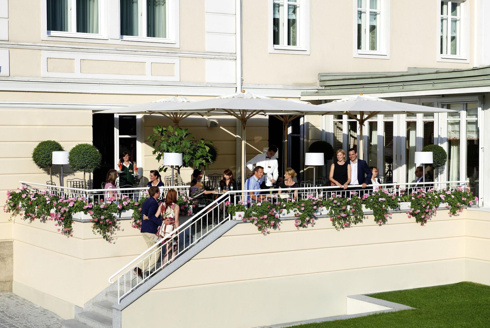 Hotel Sacher Salzburg Exterior photo