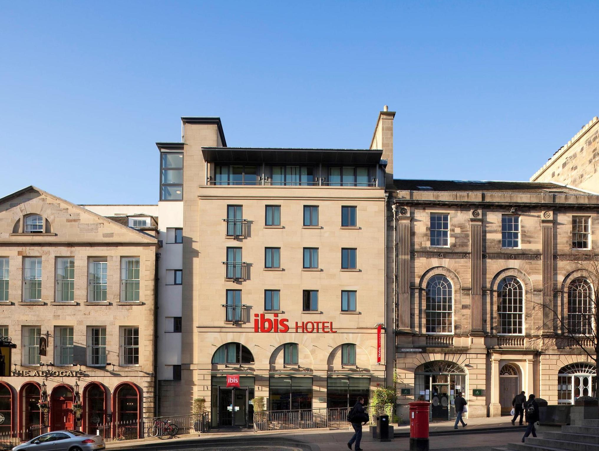 Ibis Edinburgh Centre Royal Mile - Hunter Square Hotel Exterior photo