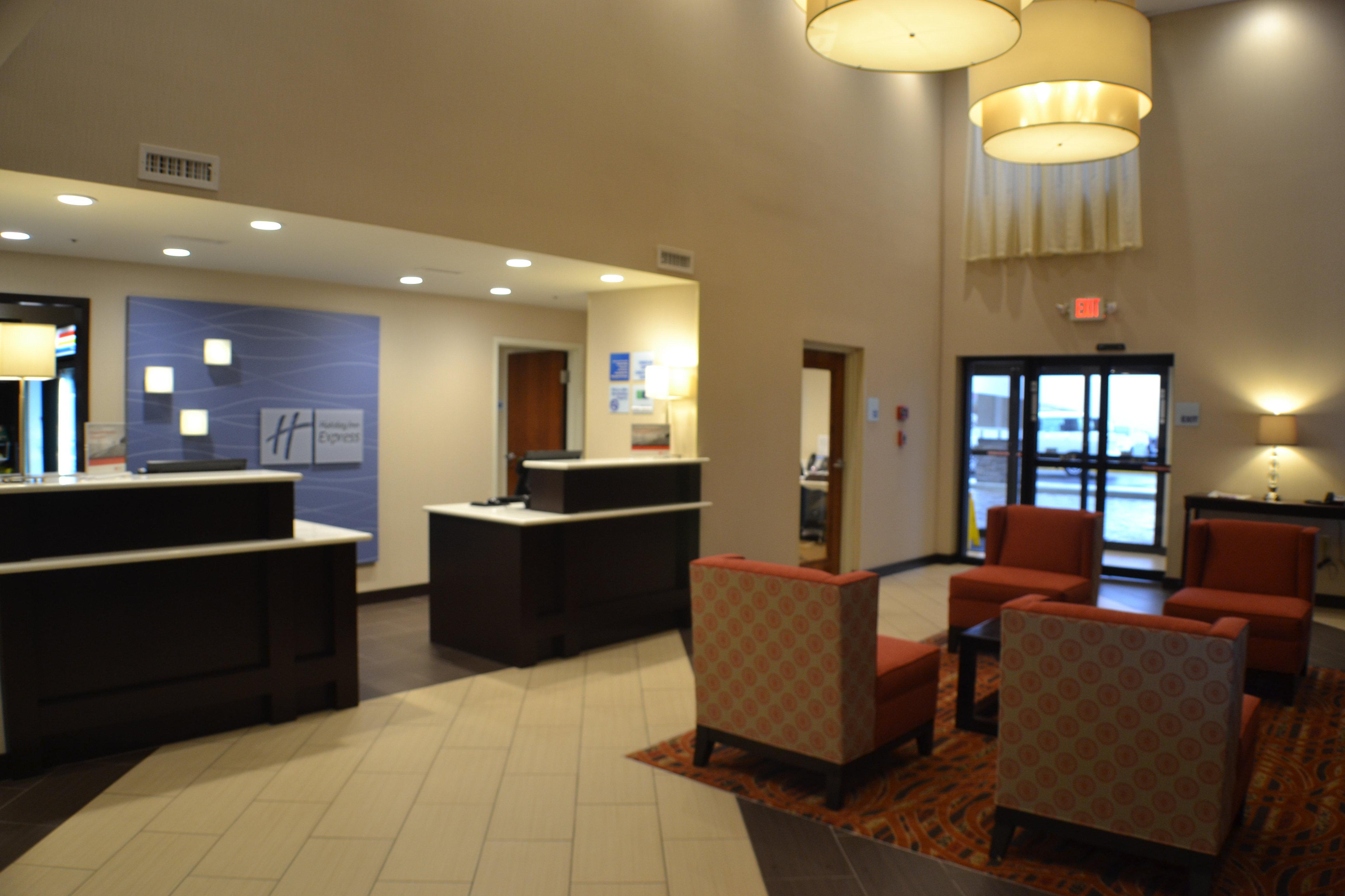 Holiday Inn Express Hotel & Suites Indianapolis W - Airport Area, An Ihg Hotel Exterior photo