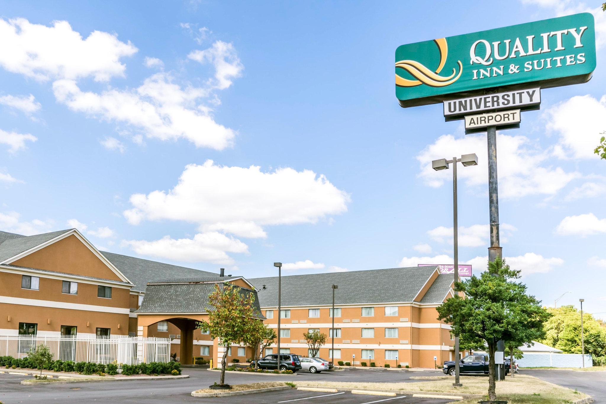 Quality Inn & Suites University-Airport Louisville Exterior photo